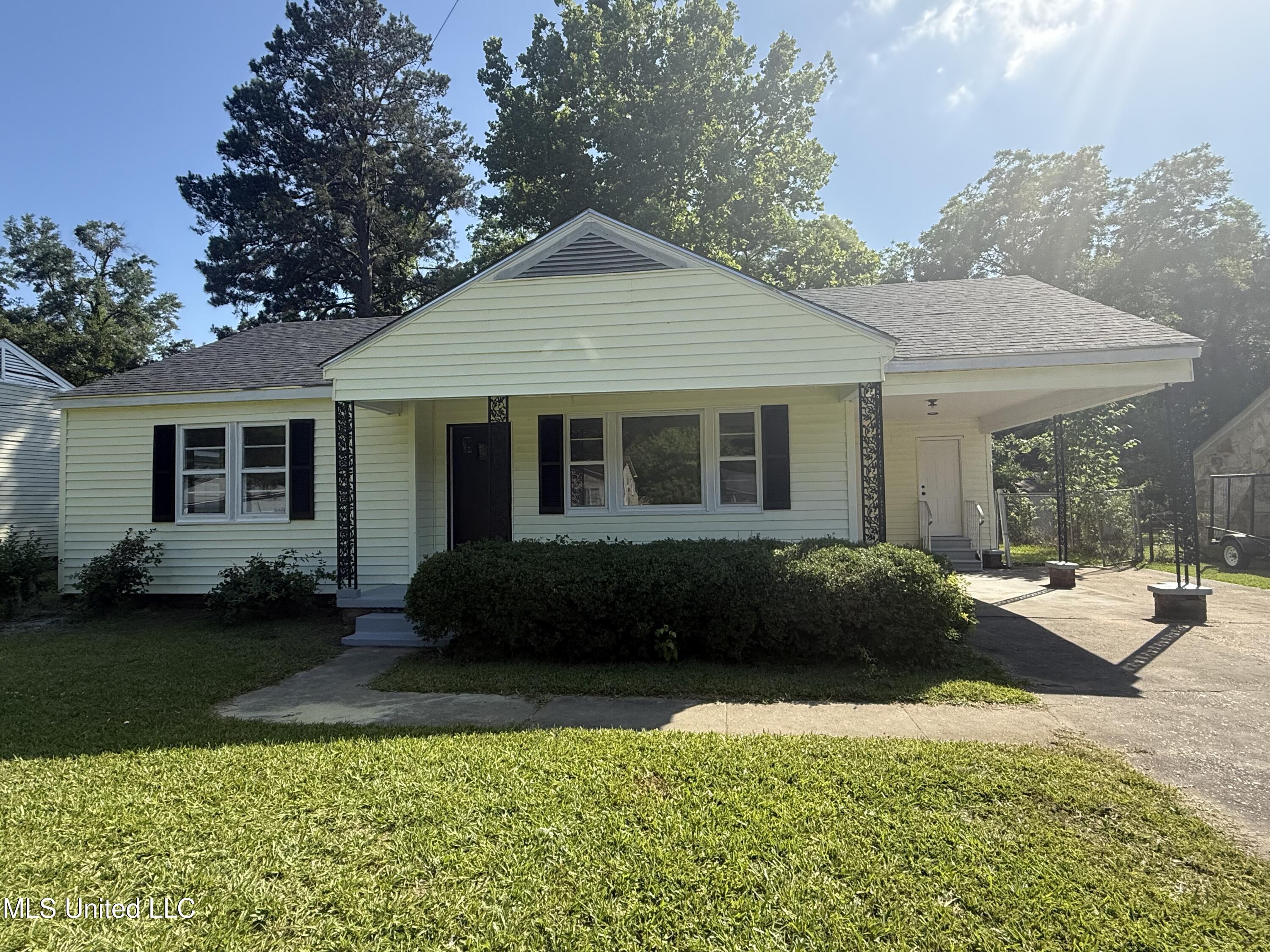 104 Brooklyn Drive, Natchez, Mississippi image 1