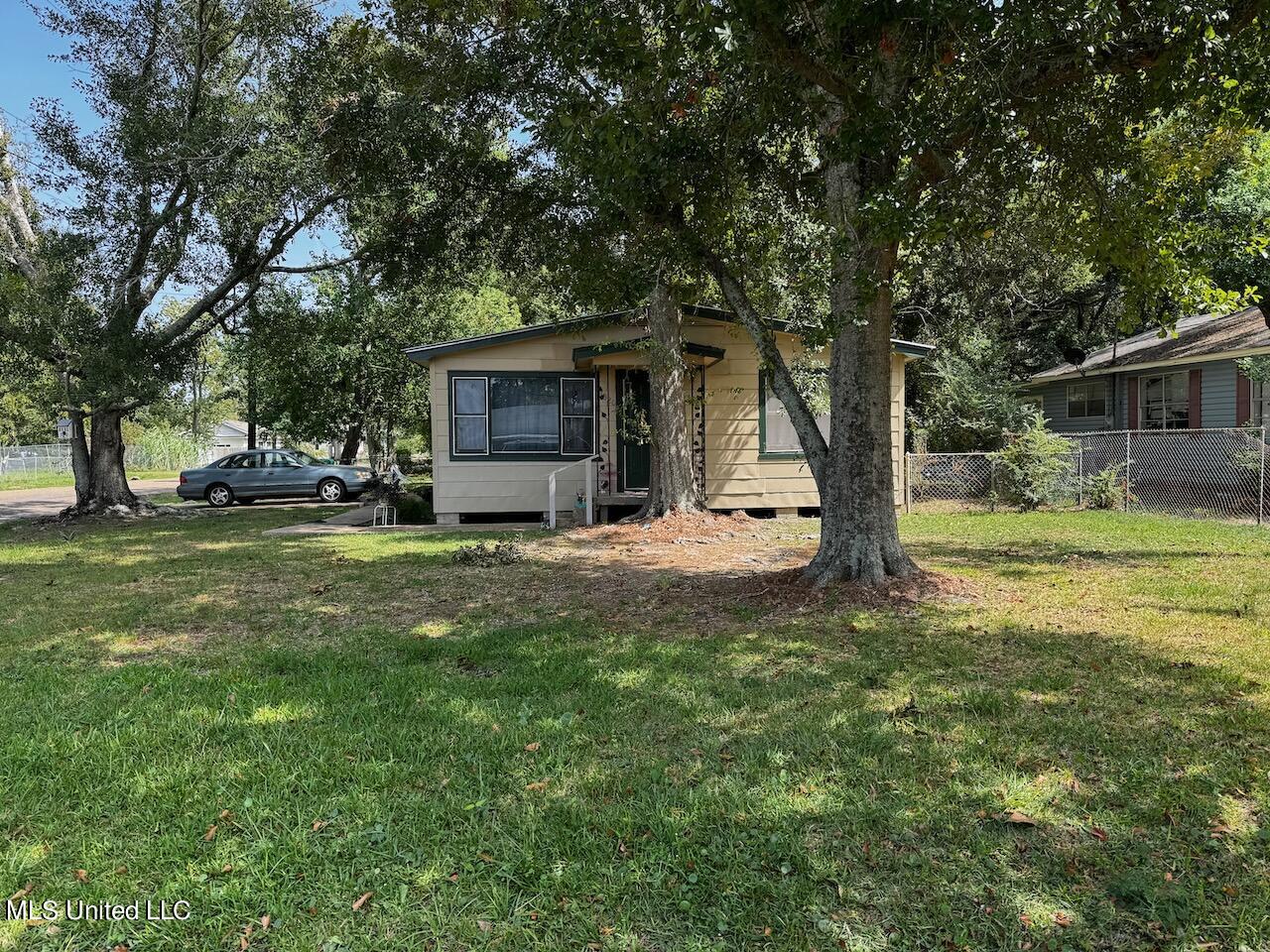 1320 37th Avenue, Gulfport, Mississippi image 1