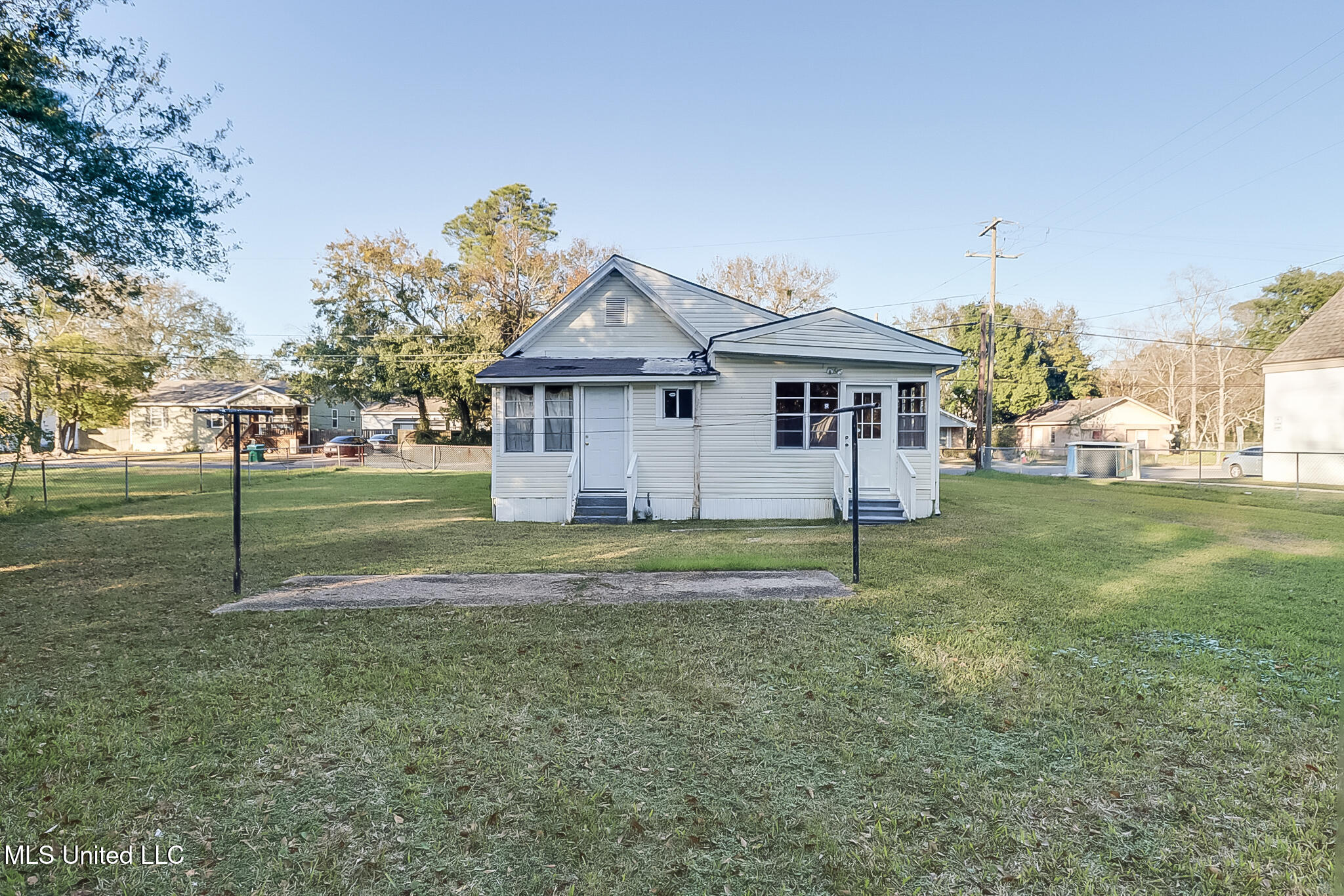 1306 Tucker Avenue, Pascagoula, Mississippi image 5