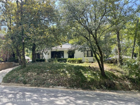 Homes For Sale - 1133 Quinn Street<br/> Hinds County, Jackson, MS 39202