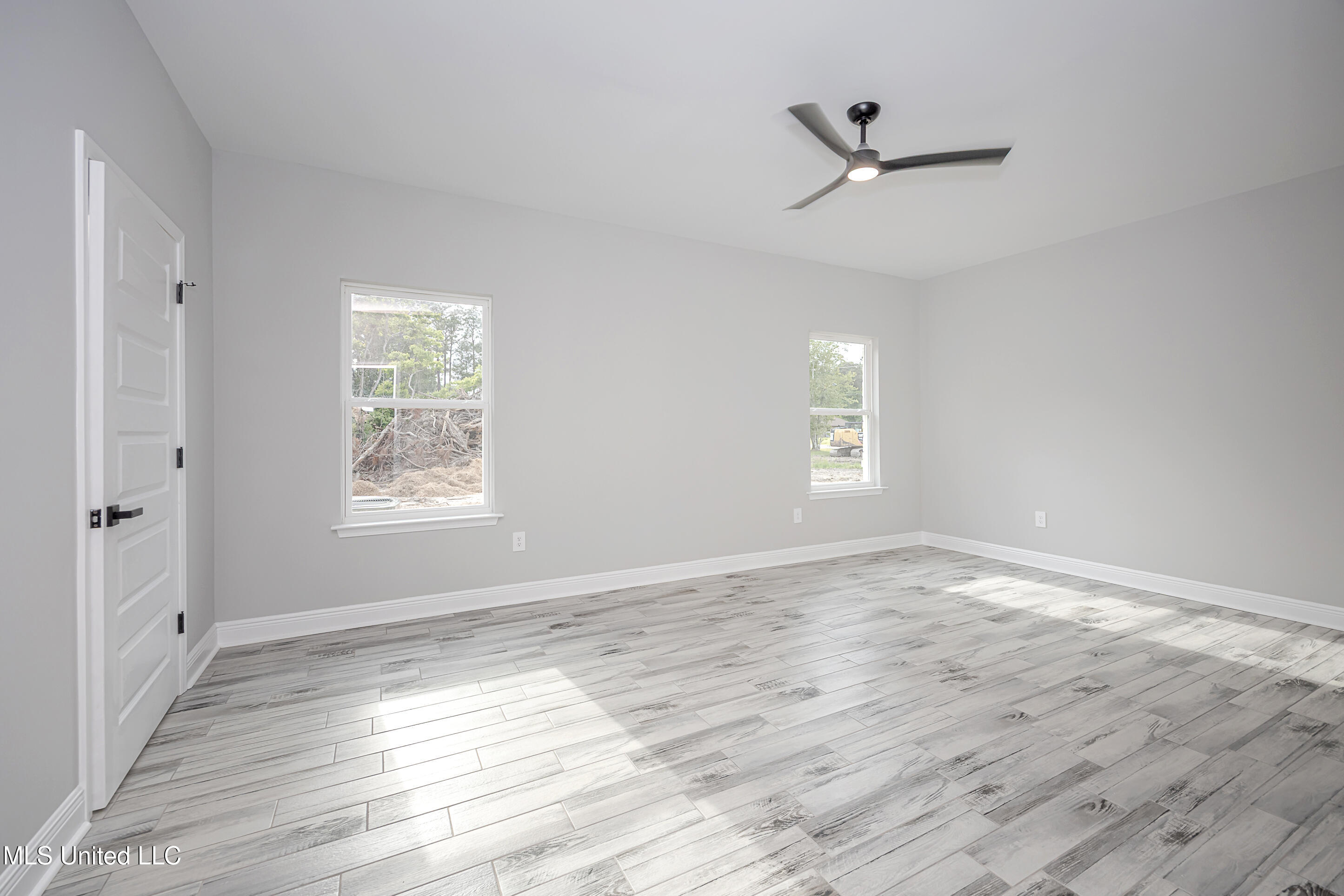2401 Graveline Road, Gautier, Mississippi image 17