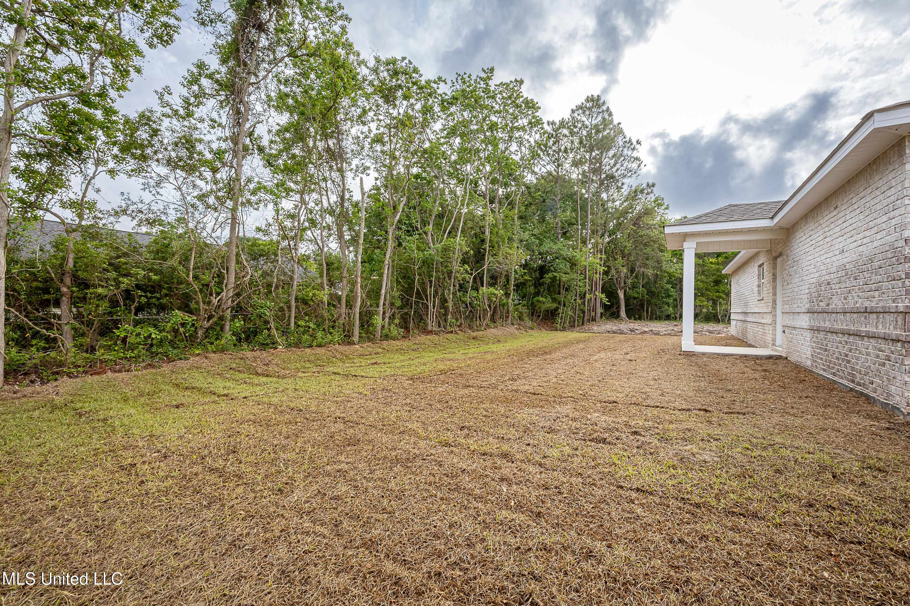 2401 Graveline Road, Gautier, Mississippi image 42