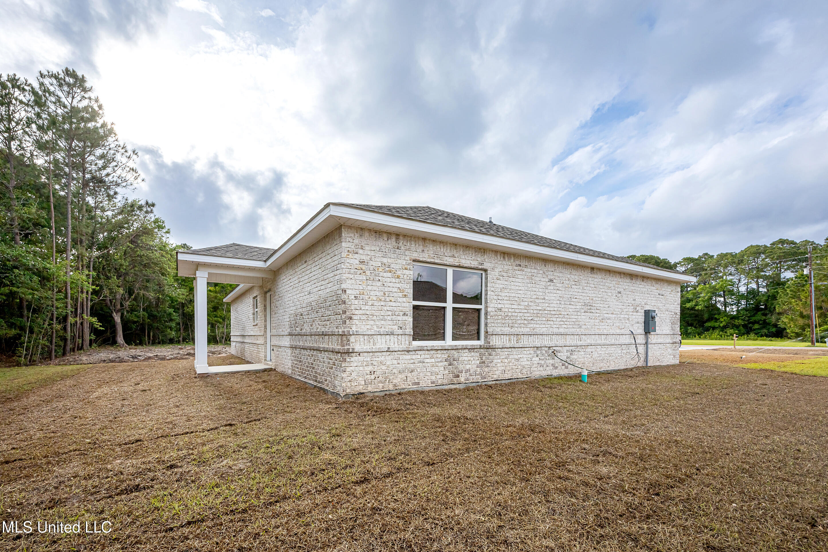 2401 Graveline Road, Gautier, Mississippi image 41