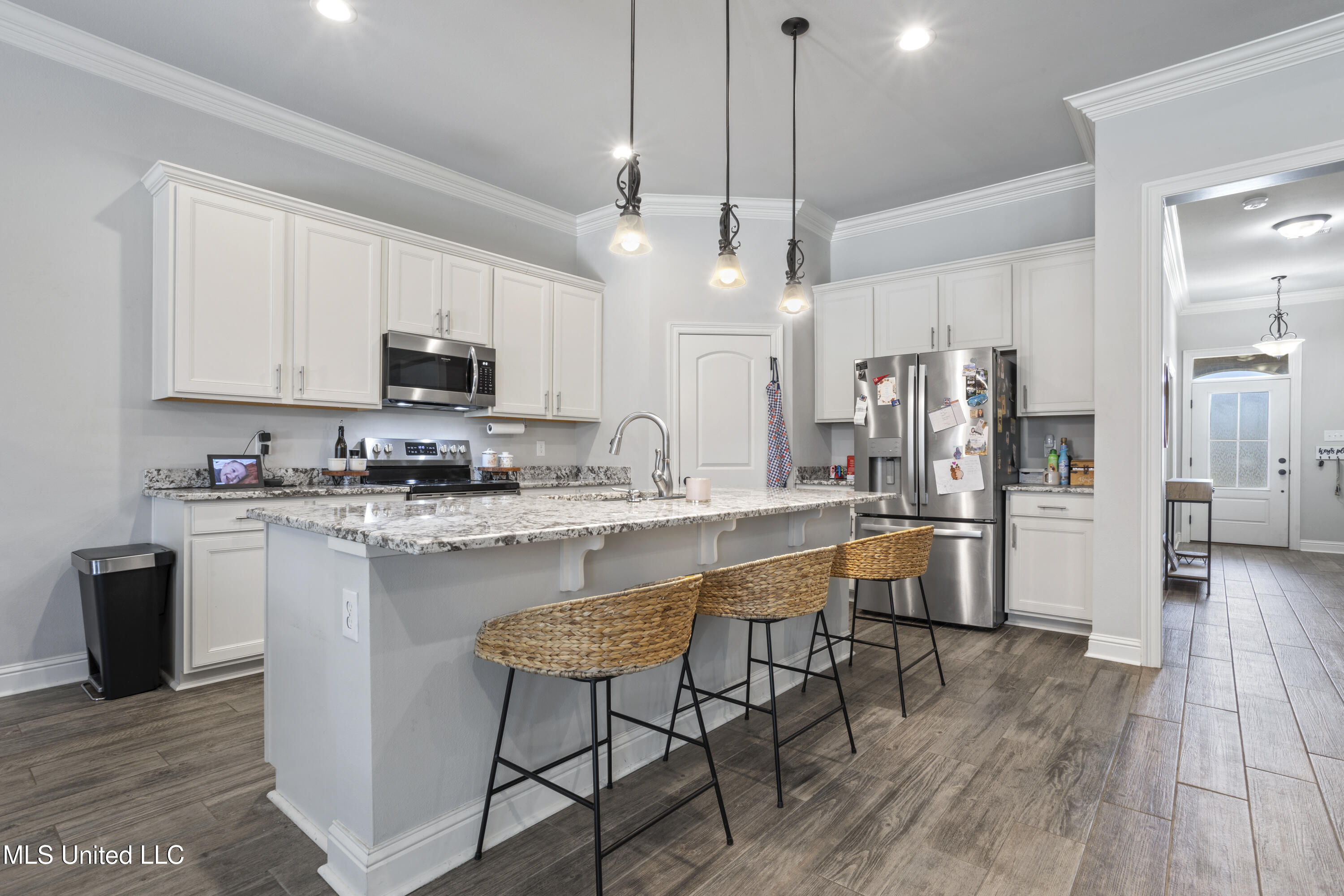 11829 Smokey Court, Ocean Springs, Mississippi image 2