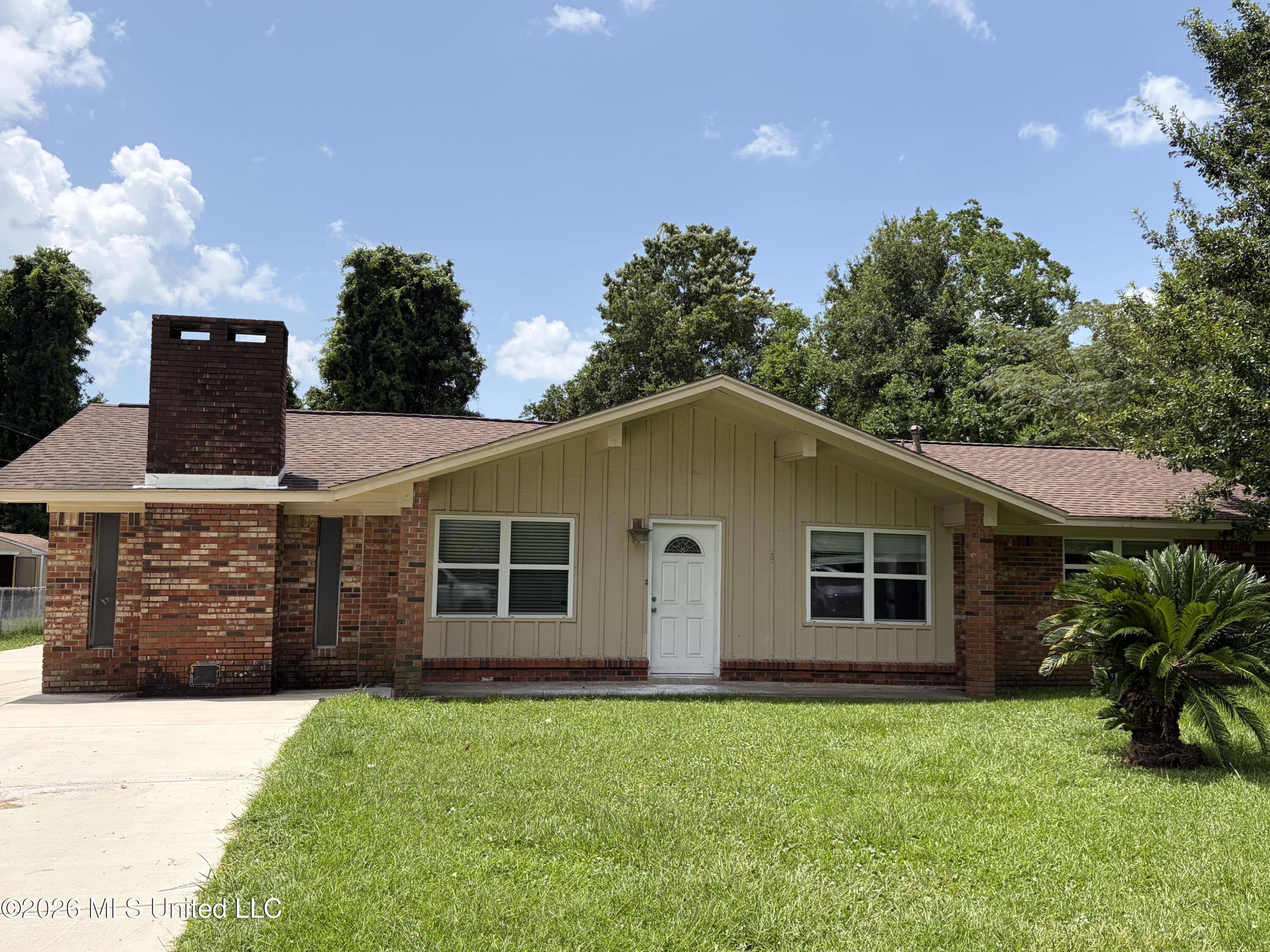 Photo 1 of 6 — 2191 Floyd Drive, Biloxi, MS 39531