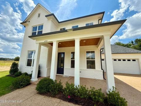 Homes For Sale - 6573 Eastland Court<br/> Southaven, MS 38672