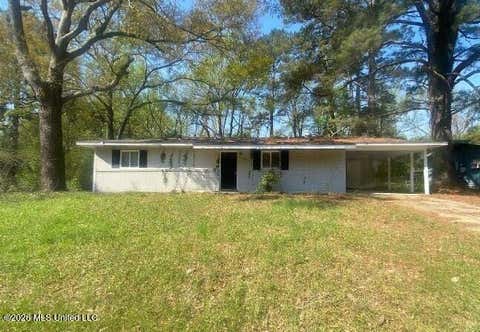 Homes For Sale - 3129 Lakewood Drive<br/> Jackson, MS 39212