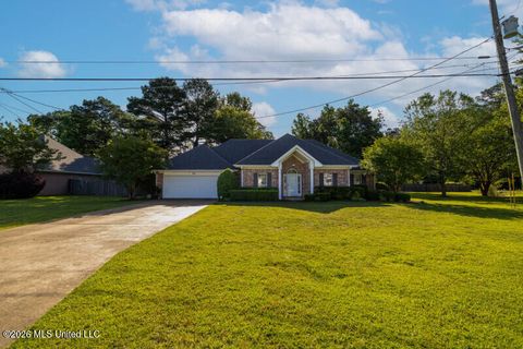 Homes For Sale - 55 Hazelnut Circle<br/> Columbus, MS 39705