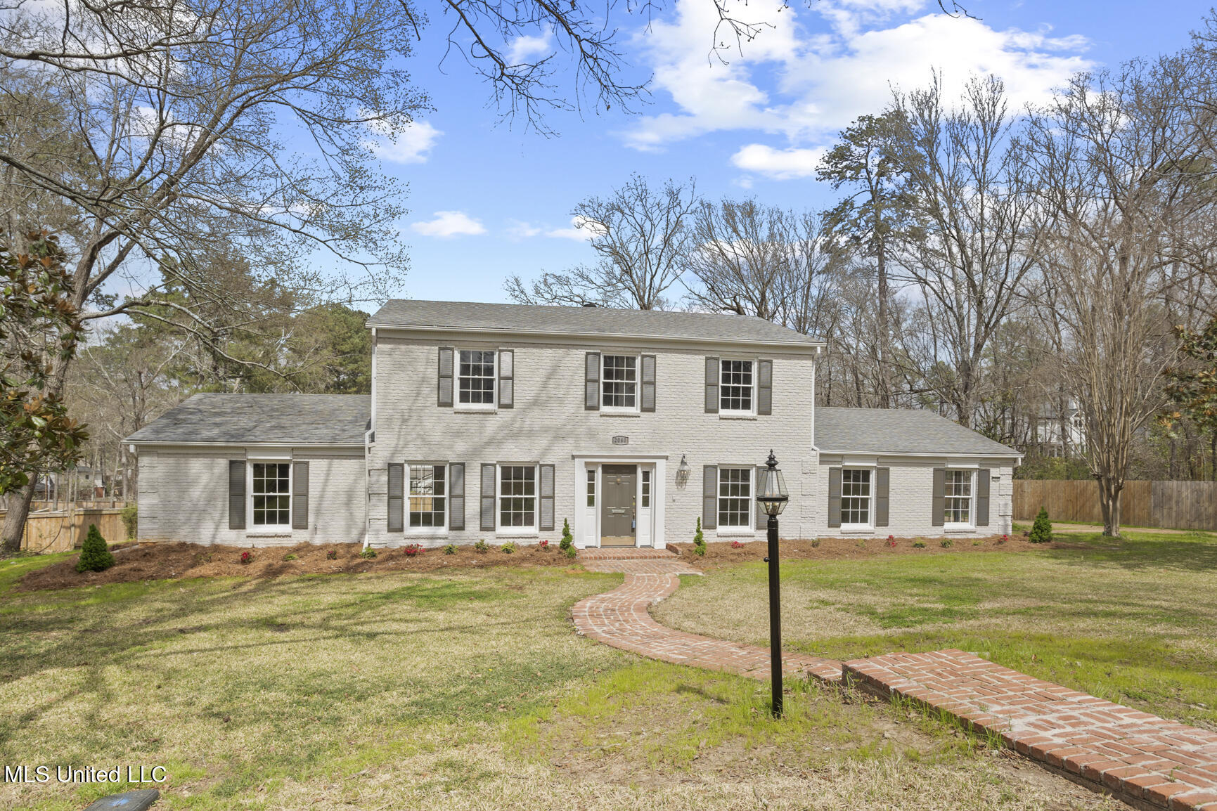 2040 Brecon Drive, Jackson, Mississippi image 1