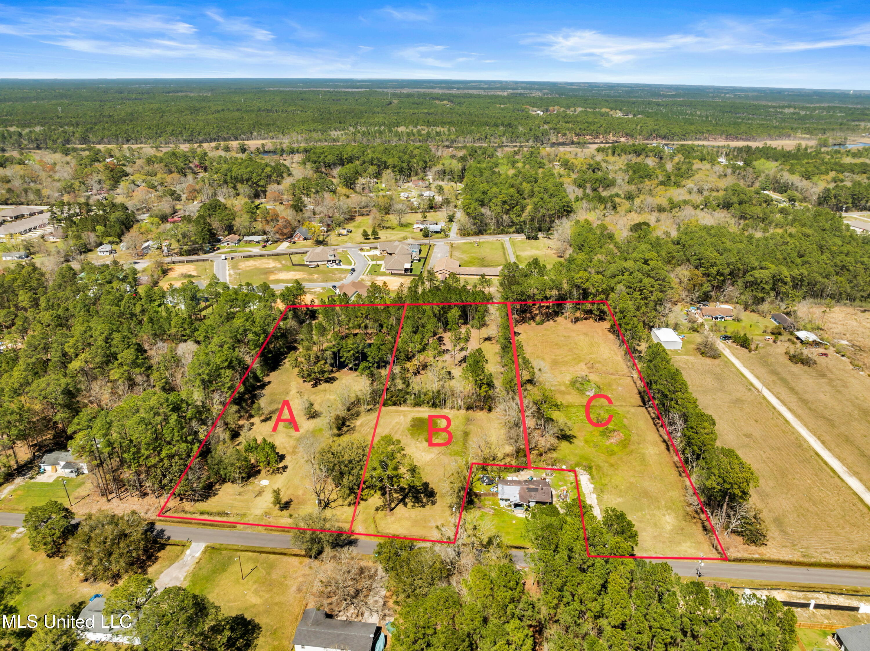 8612 Old Ccc Camp Road, Ocean Springs, Mississippi image 3