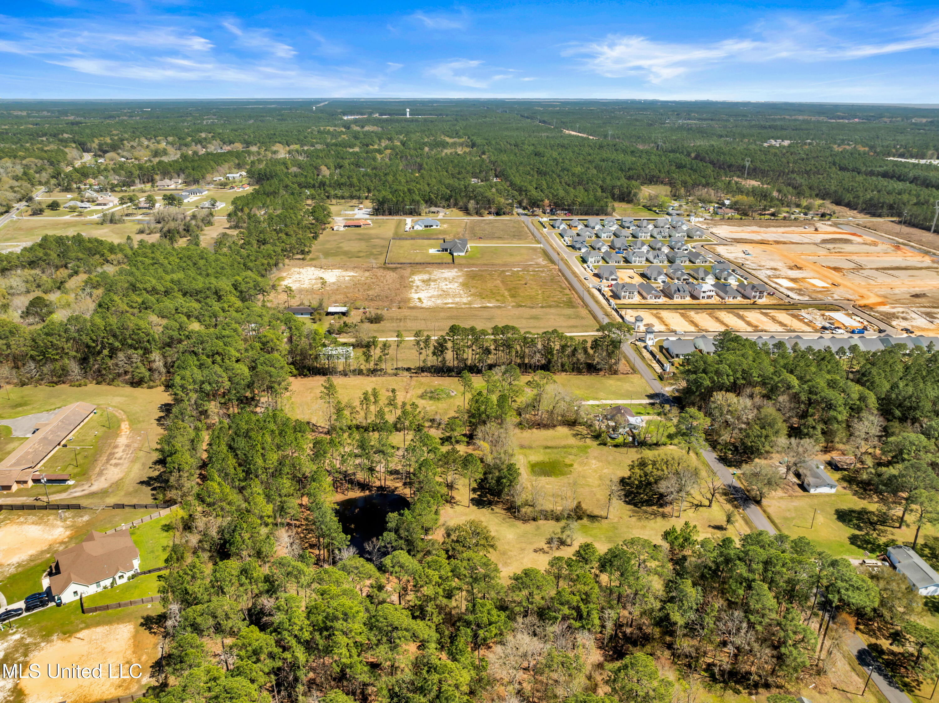 8612 Old Ccc Camp Road, Ocean Springs, Mississippi image 10
