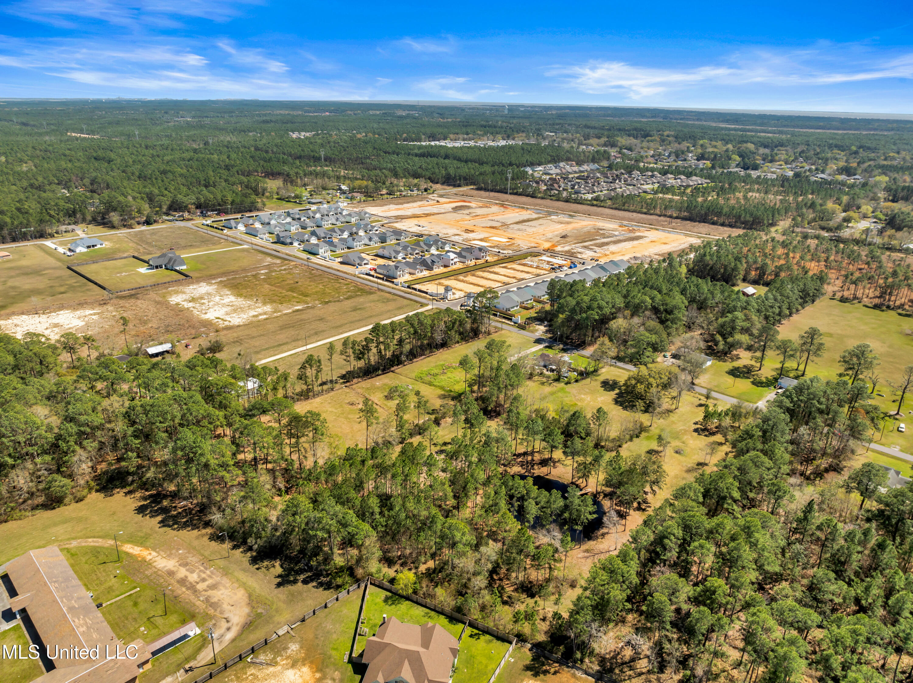 8612 Old Ccc Camp Road, Ocean Springs, Mississippi image 11