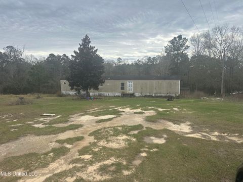 Mobile Home For Sale - 90 Augusta Drive<br/> Carriere, MS 39426