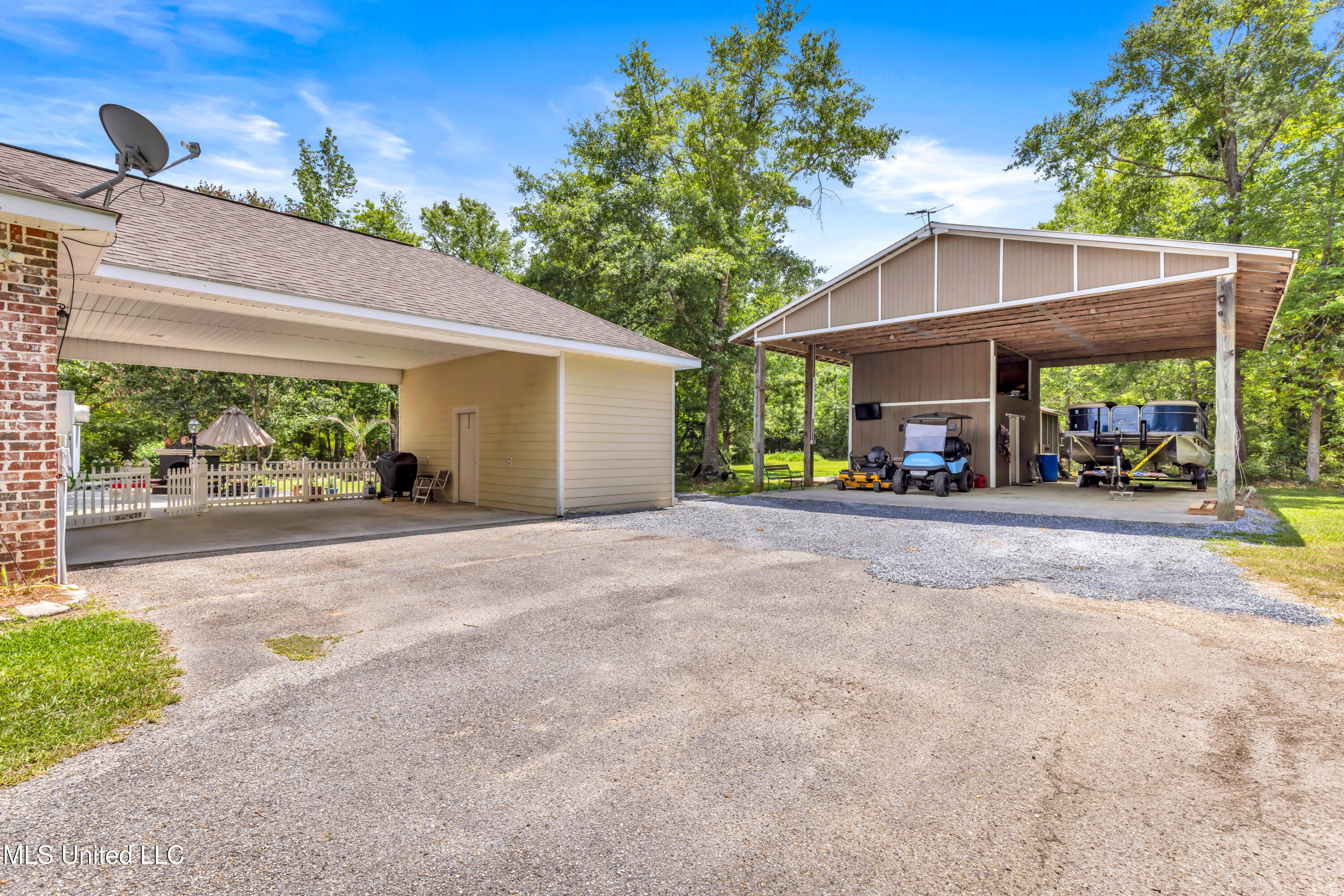 1199 Irvin Favre Road, Pass Christian, Mississippi image 37
