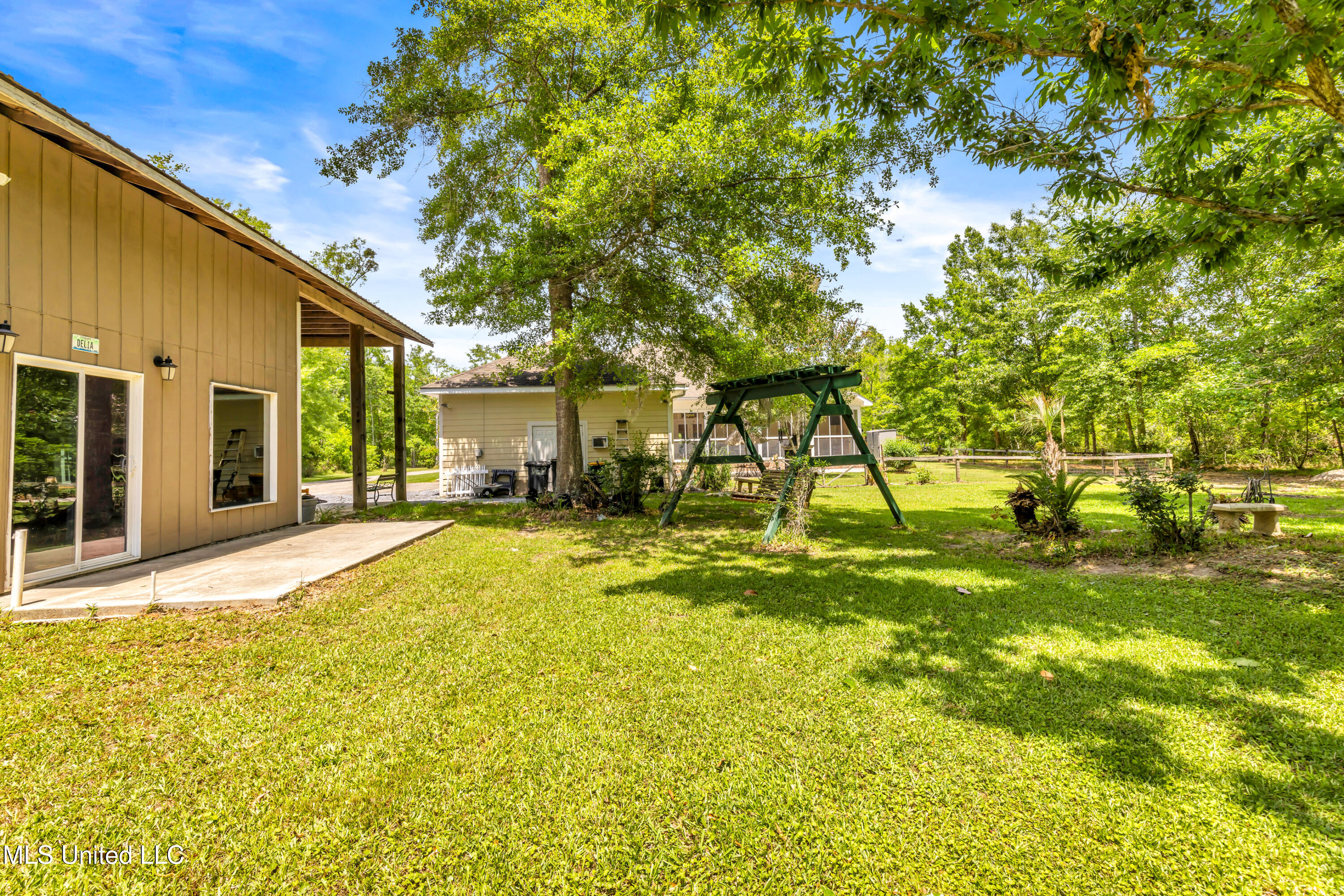 1199 Irvin Favre Road, Pass Christian, Mississippi image 39