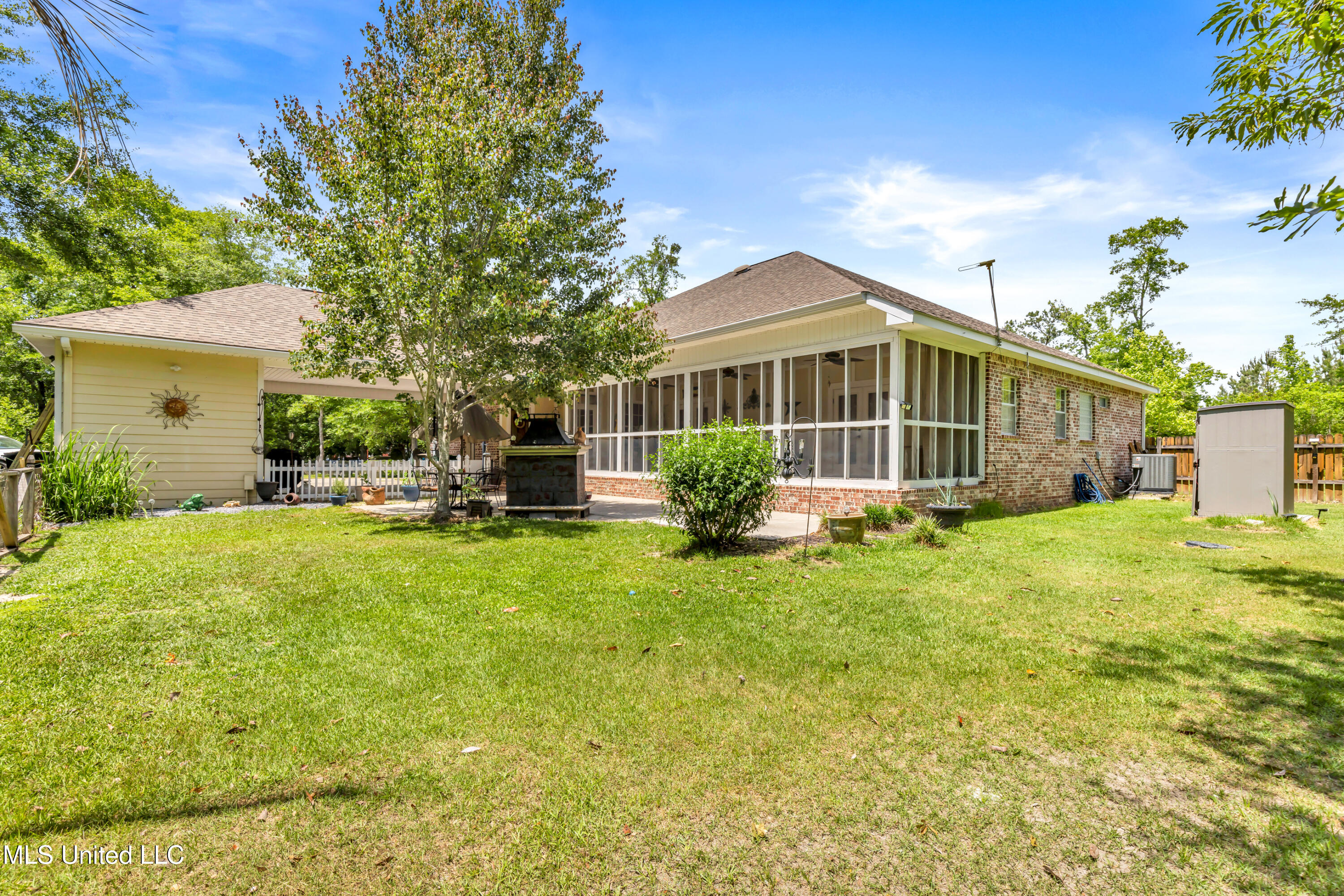 1199 Irvin Favre Road, Pass Christian, Mississippi image 34