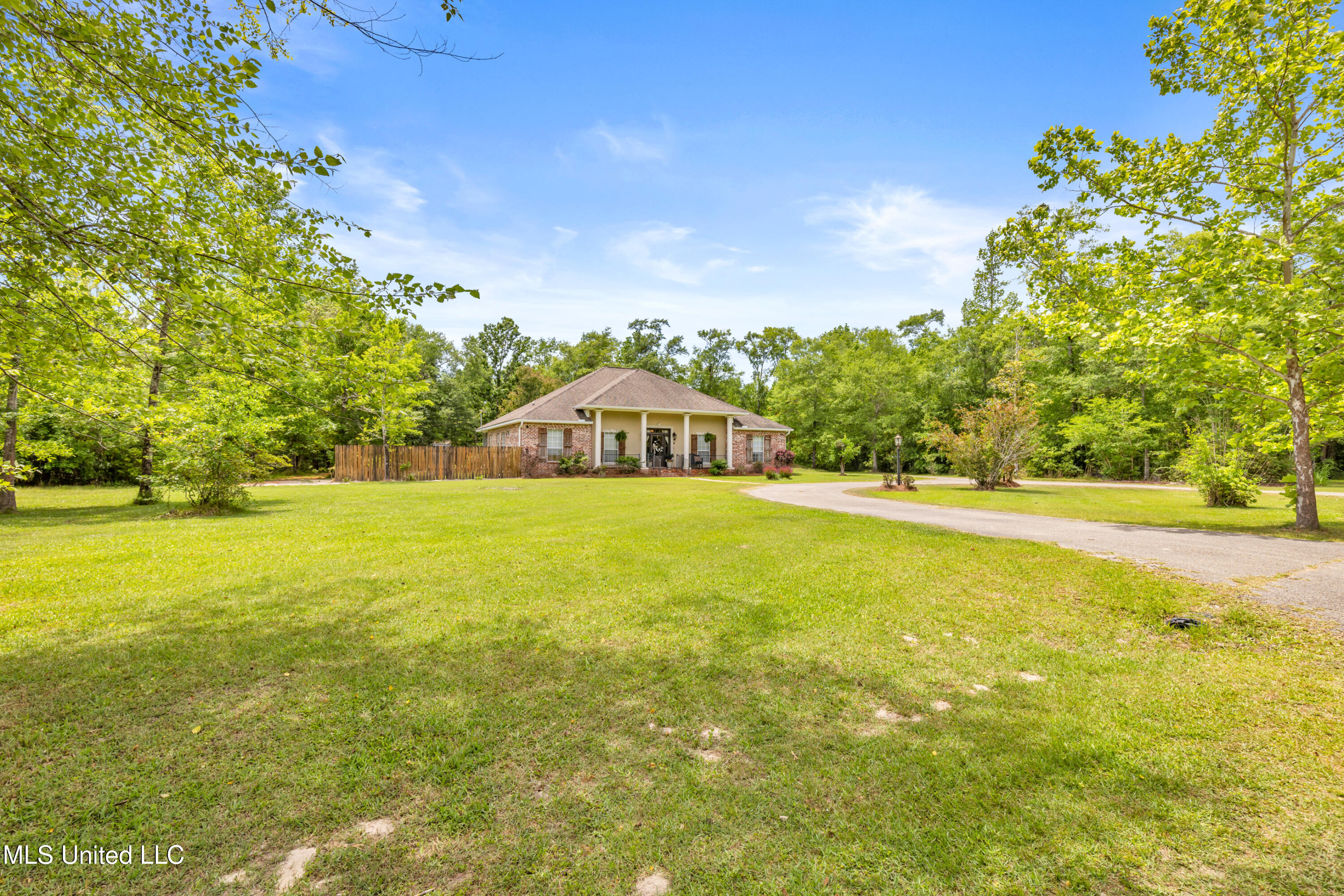 1199 Irvin Favre Road, Pass Christian, Mississippi image 5