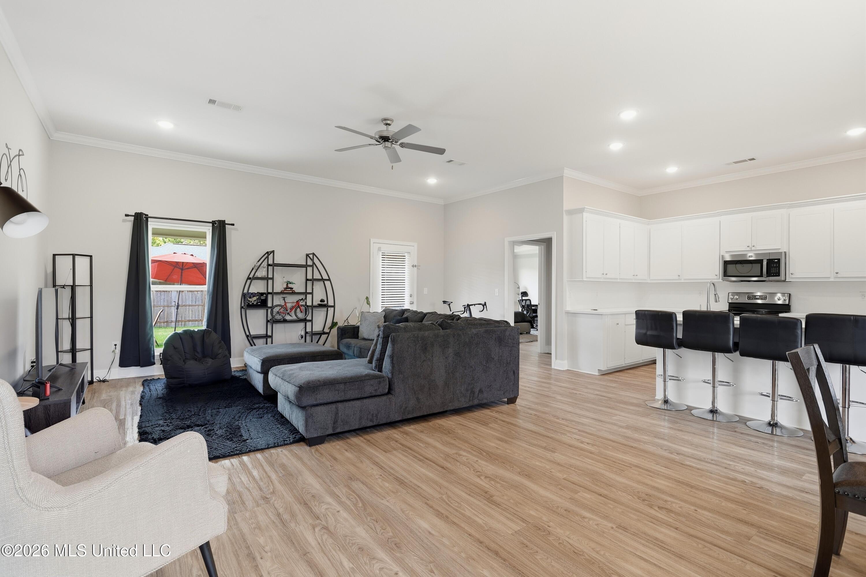 226 Jasmine Cove Circle