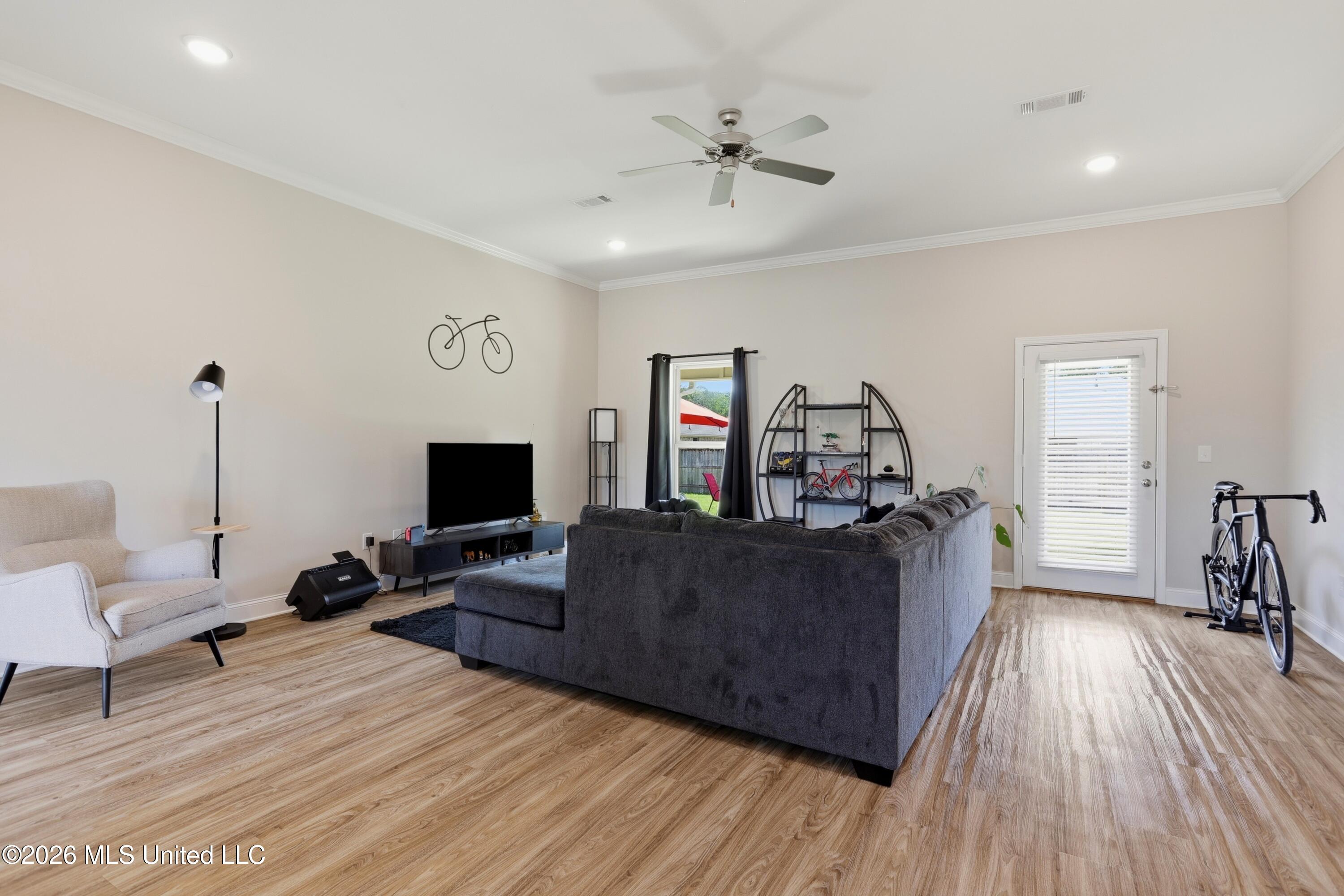 226 Jasmine Cove Circle