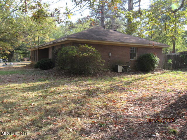 607 Spryfield Road, Jackson, Mississippi image 2