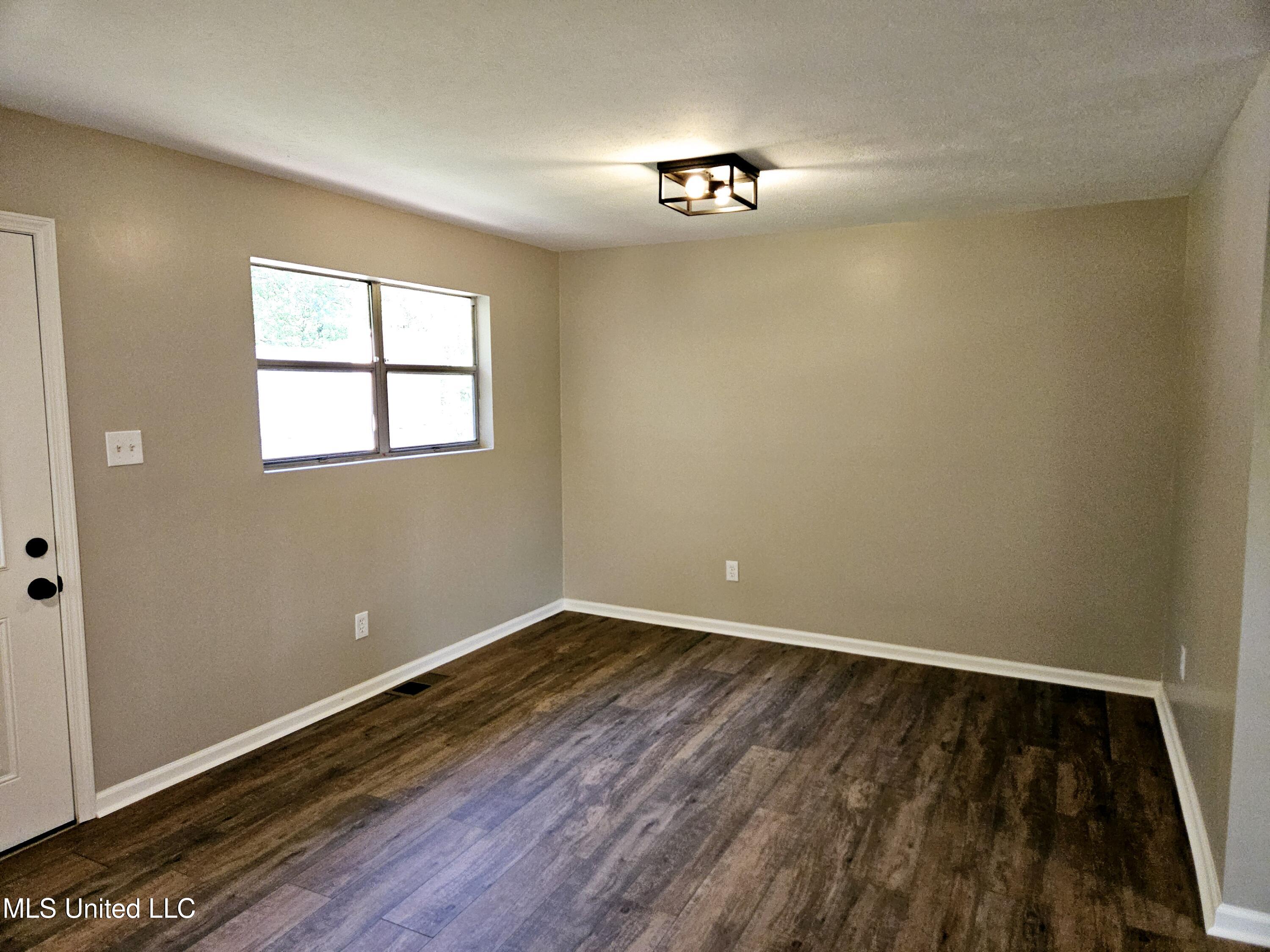 3925 Harold Drive, Jackson, Mississippi image 7