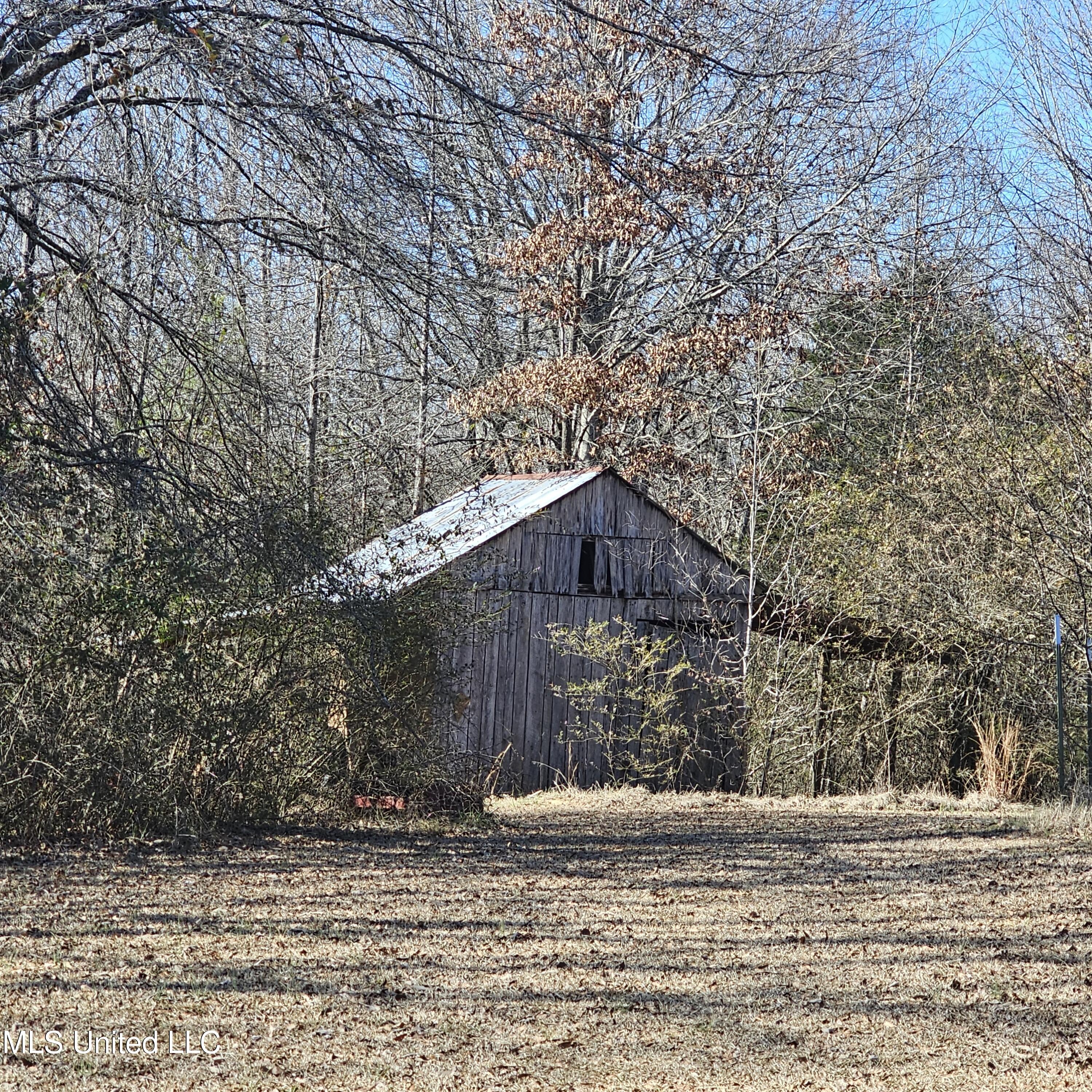 421 Brasher Road, Batesville, Mississippi image 9