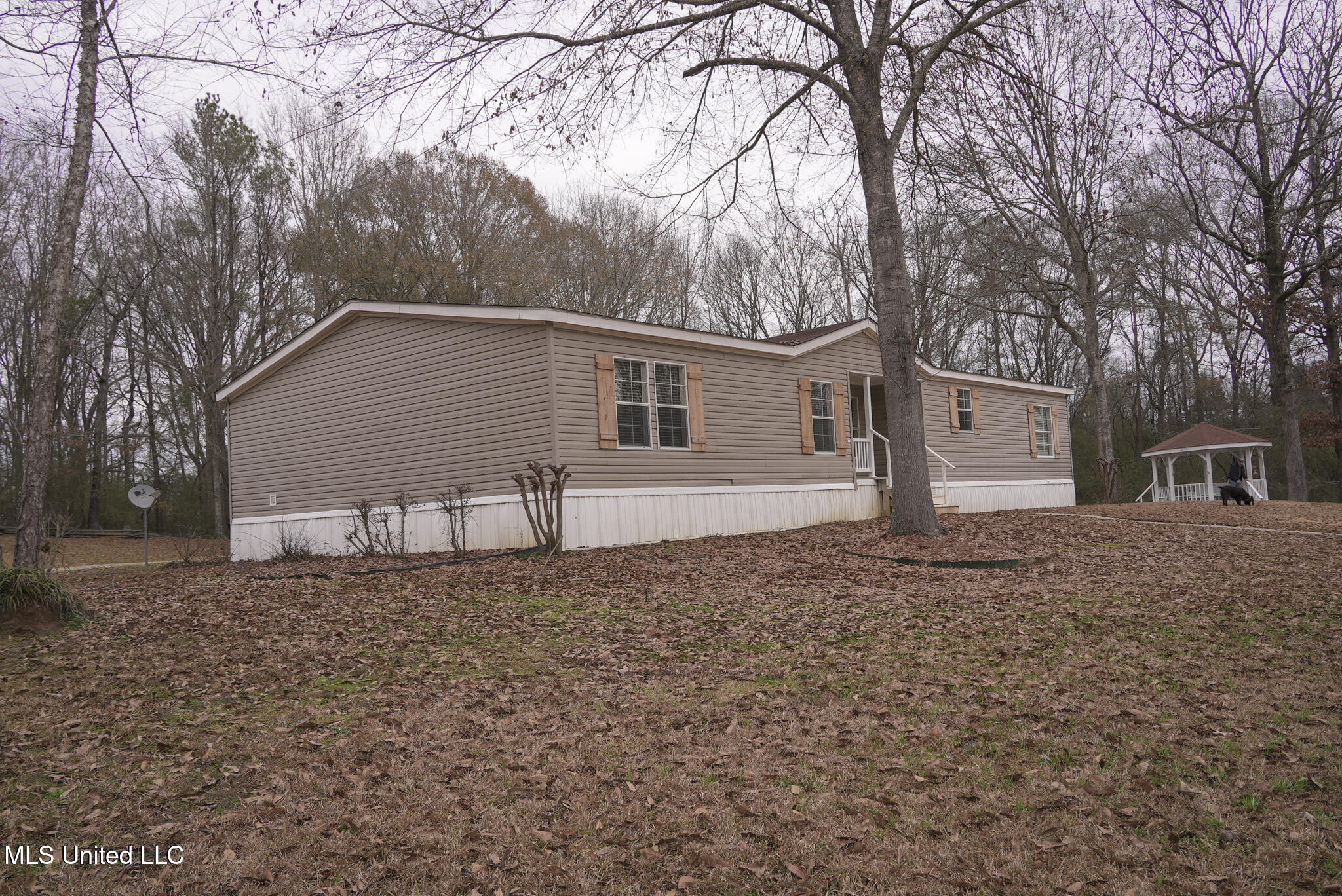 2720 Old Jackson Road, Terry, Mississippi image 3