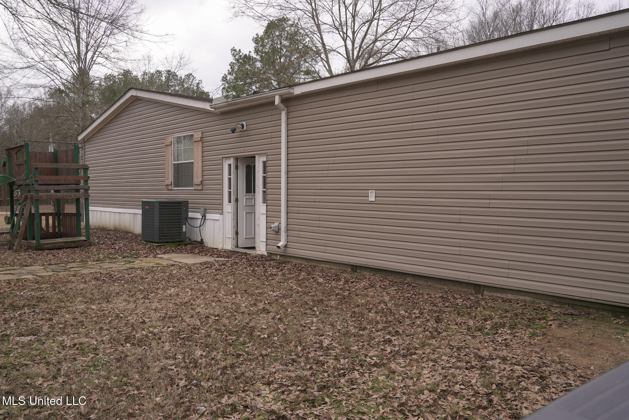 2720 Old Jackson Road, Terry, Mississippi image 4