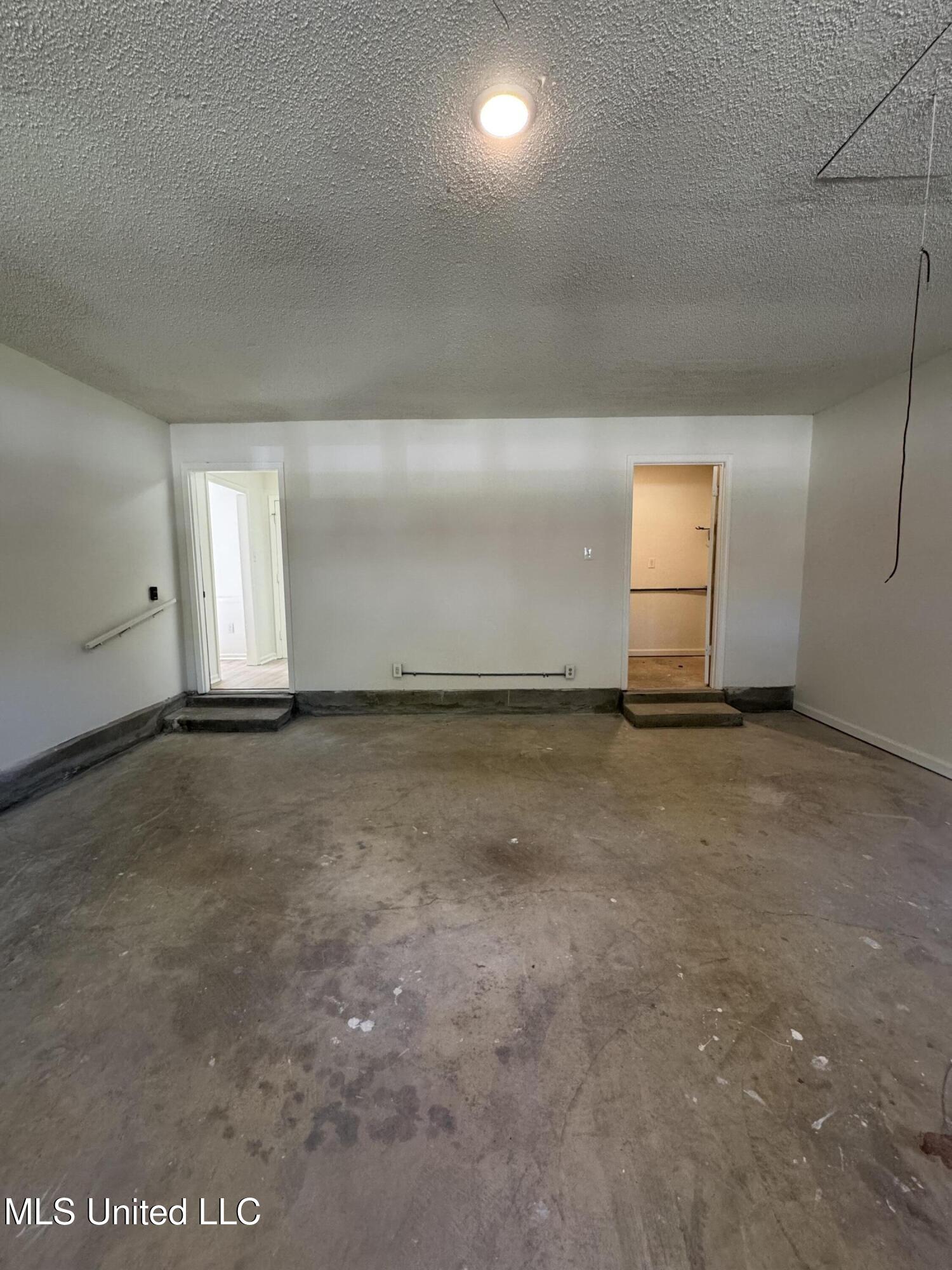 6540 Timber Pine Drive, Southaven, Mississippi image 30