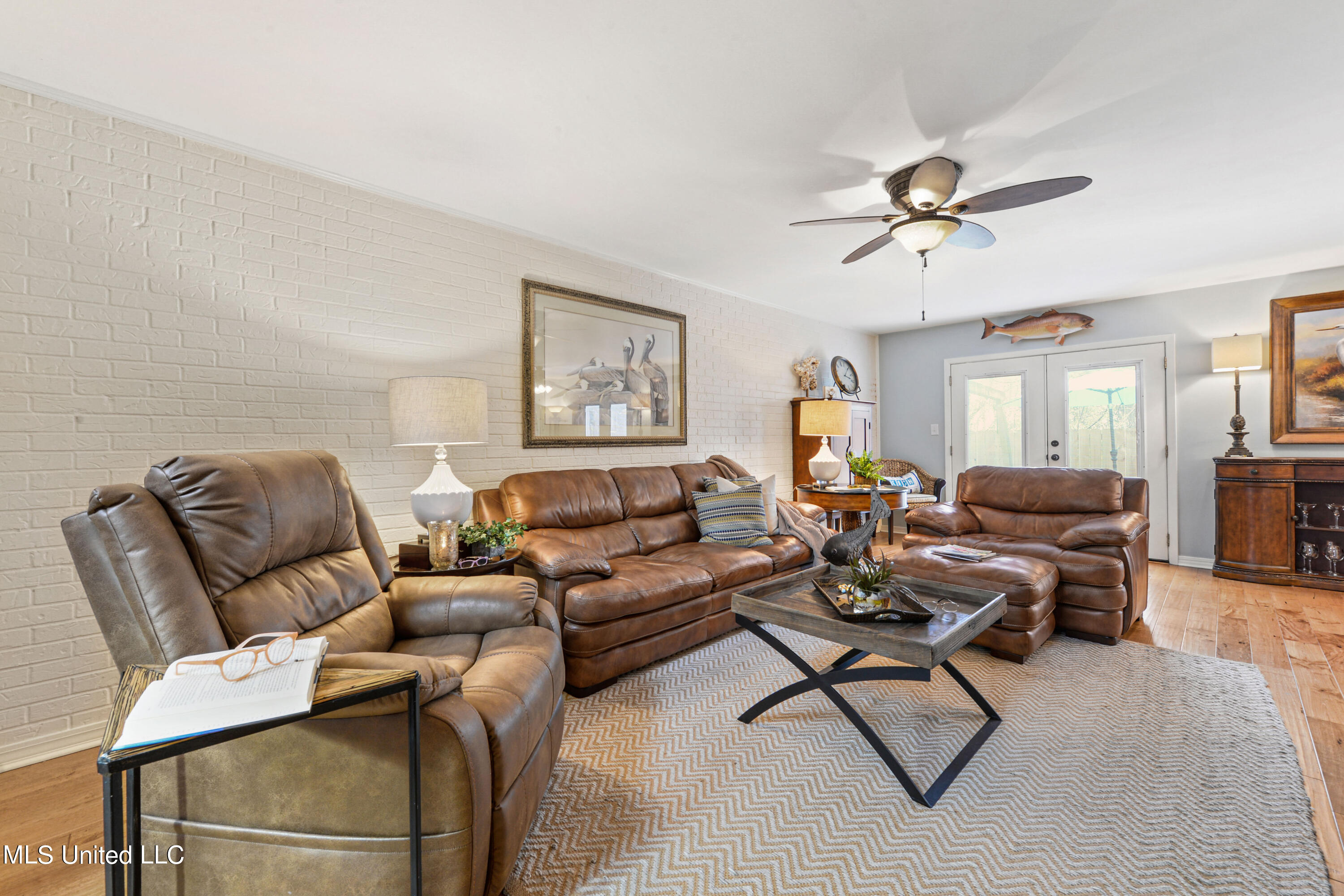 527 Front Beach Drive #17, Ocean Springs, Mississippi image 4