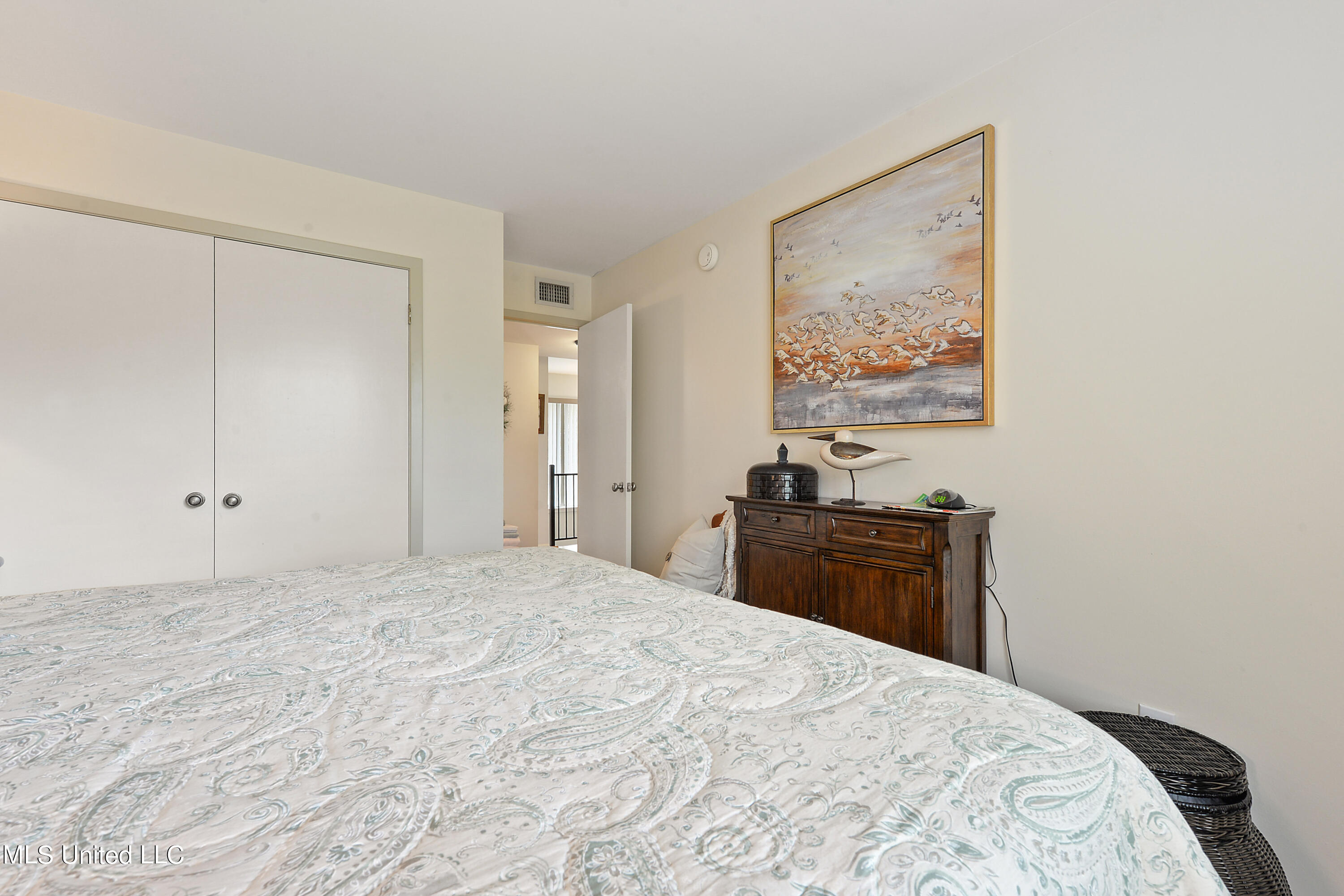 527 Front Beach Drive #17, Ocean Springs, Mississippi image 21