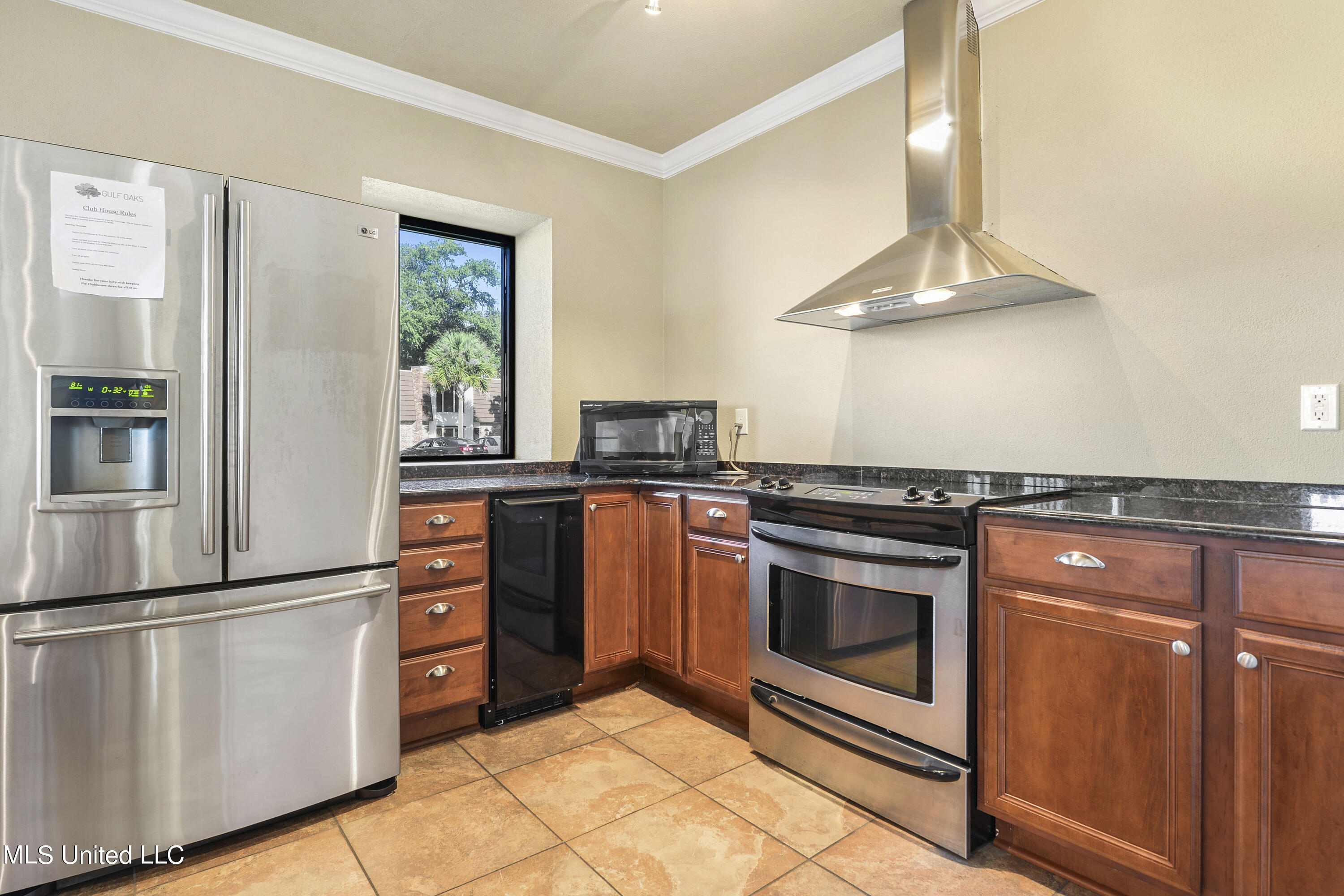 527 Front Beach Drive #17, Ocean Springs, Mississippi image 36