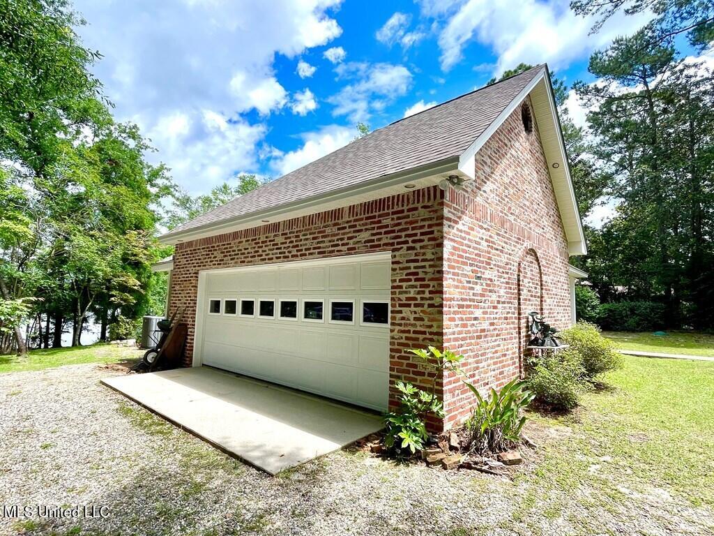 106 Peninsula Drive, Carriere, Mississippi image 5