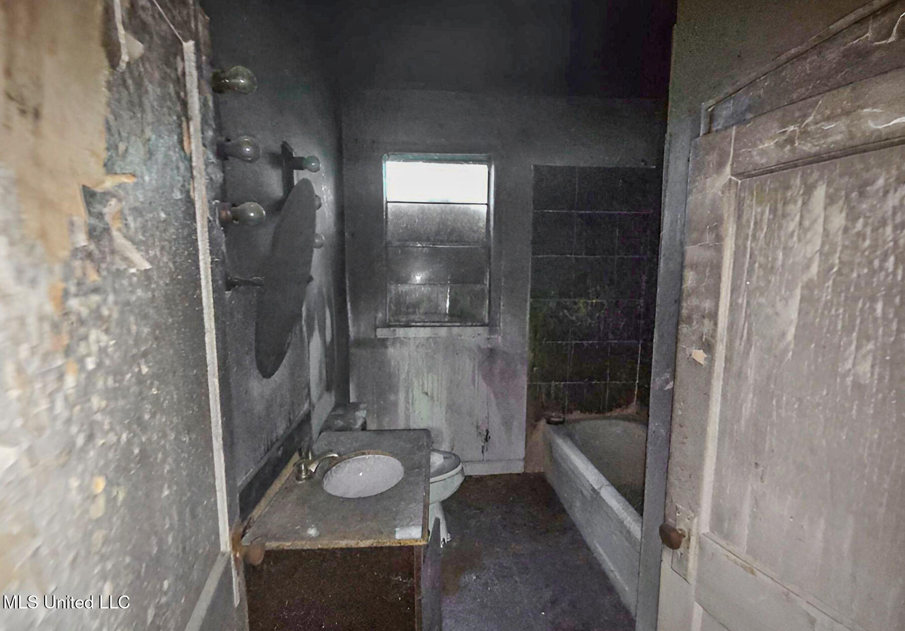522 Inez Street, Greenville, Mississippi image 7