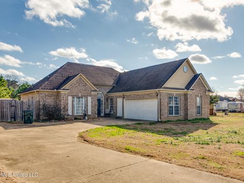 Apartment For Sale - 192 Southbrook Drive<br/> Marshall County, Byhalia, MS 38611