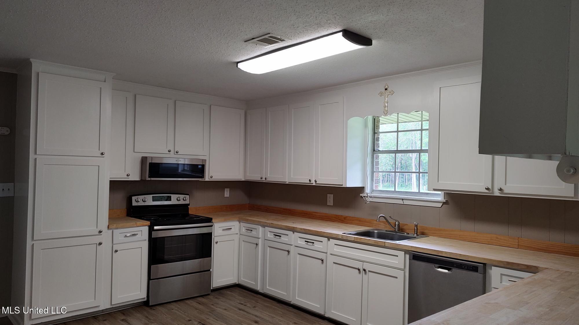 1479 Dupont Harts Chapel Road, Poplarville, Mississippi image 12
