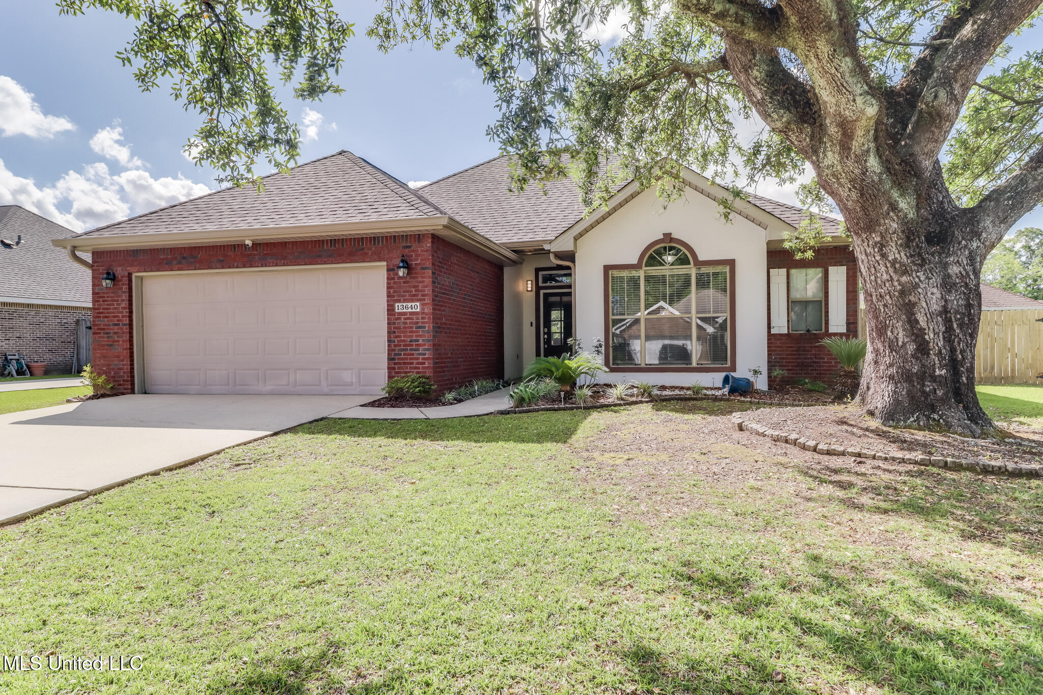 13640 Hidden Oaks Drive, Gulfport, Mississippi image 3