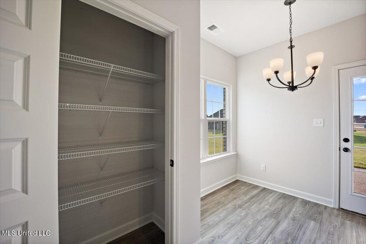 2319 Franklin Drive, Southaven, Mississippi image 12