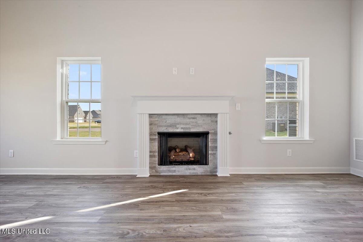 2319 Franklin Drive, Southaven, Mississippi image 9