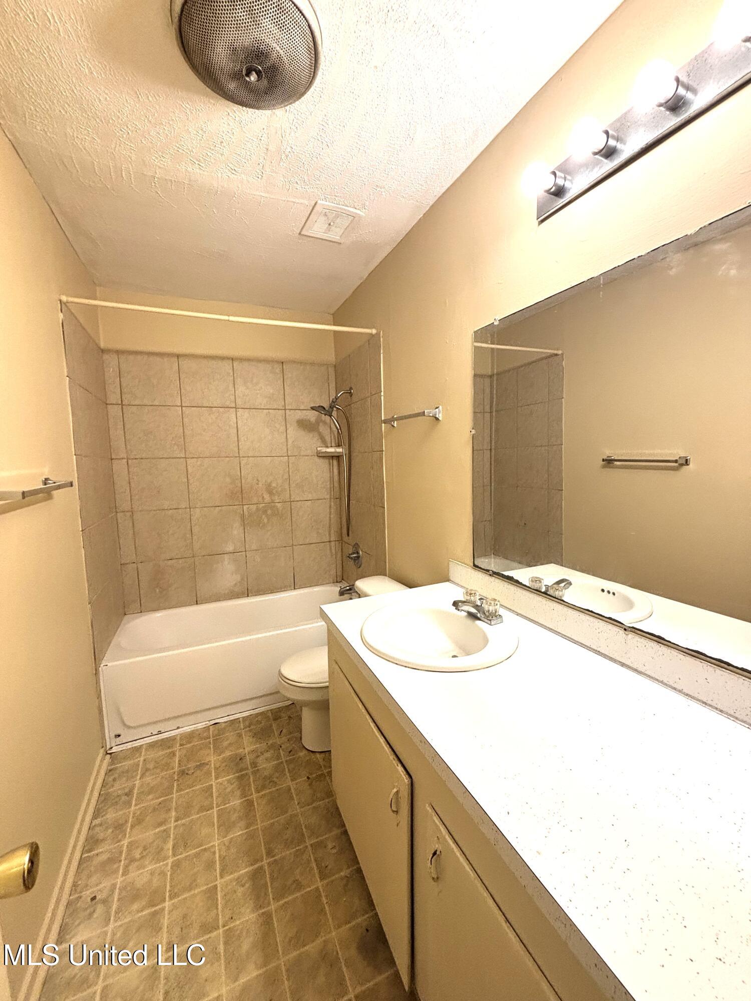 2698 Key Street, Jackson, Mississippi image 12