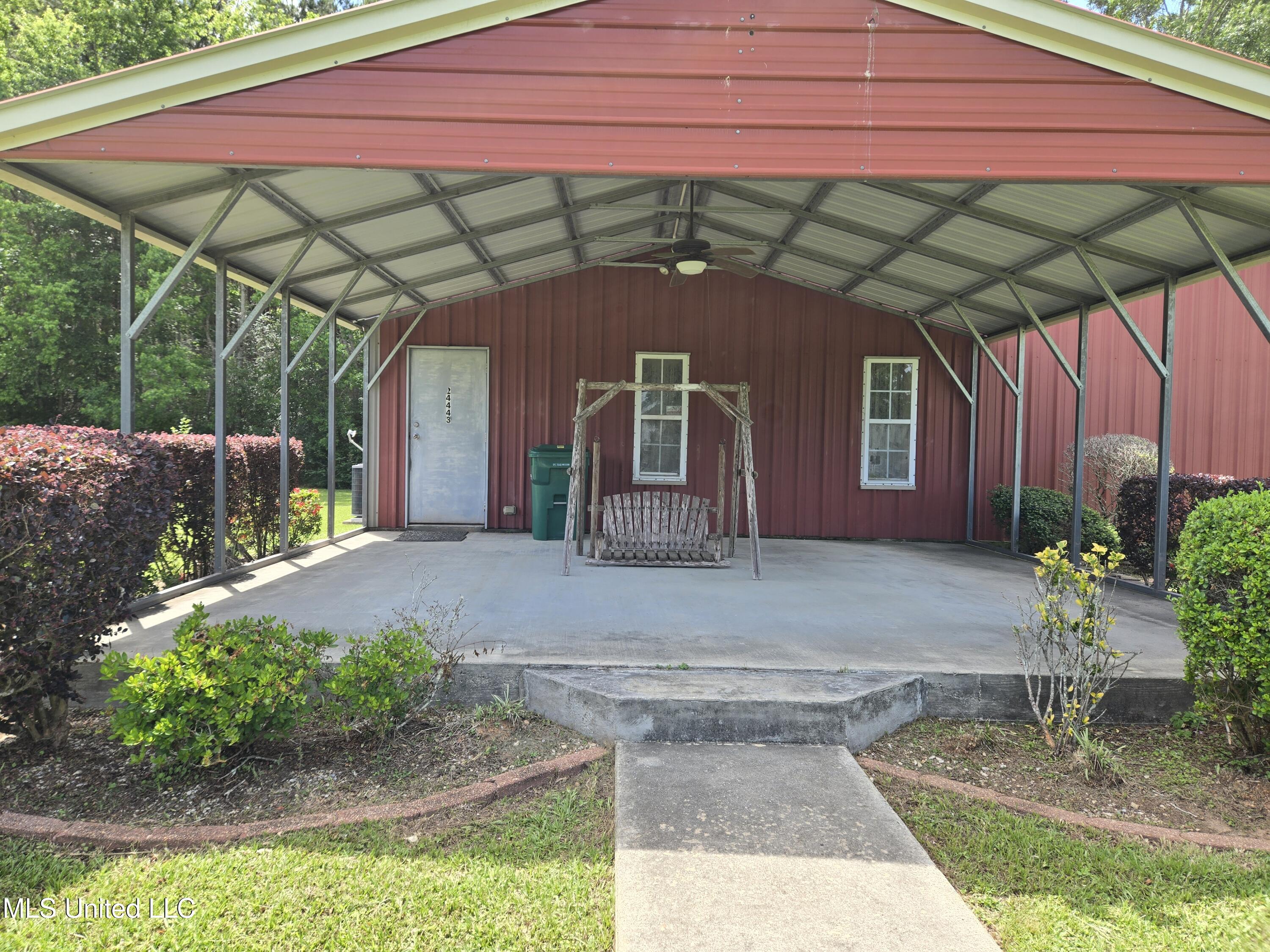 24443 N Benville Road, Picayune, Mississippi image 2