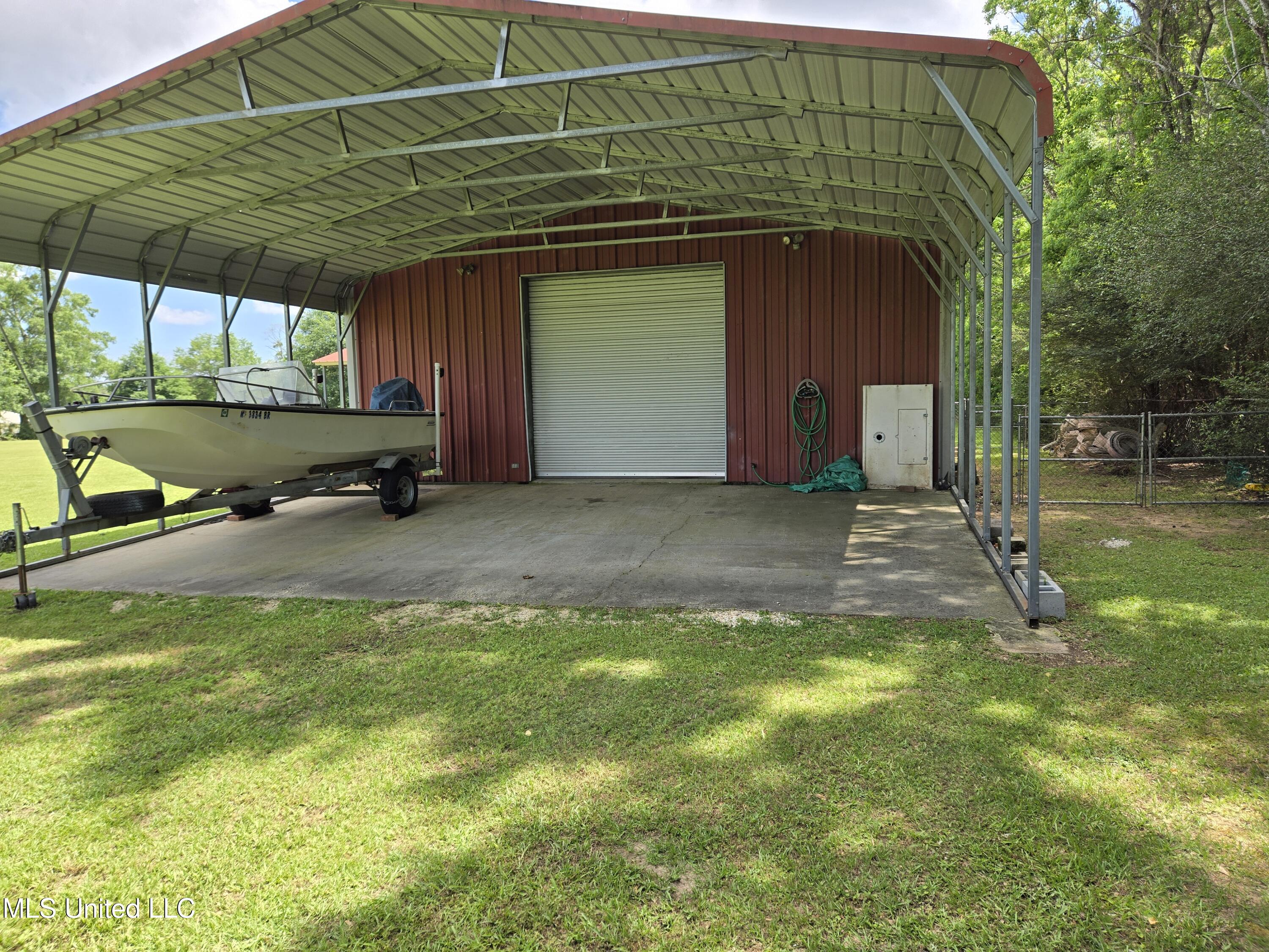24443 N Benville Road, Picayune, Mississippi image 17