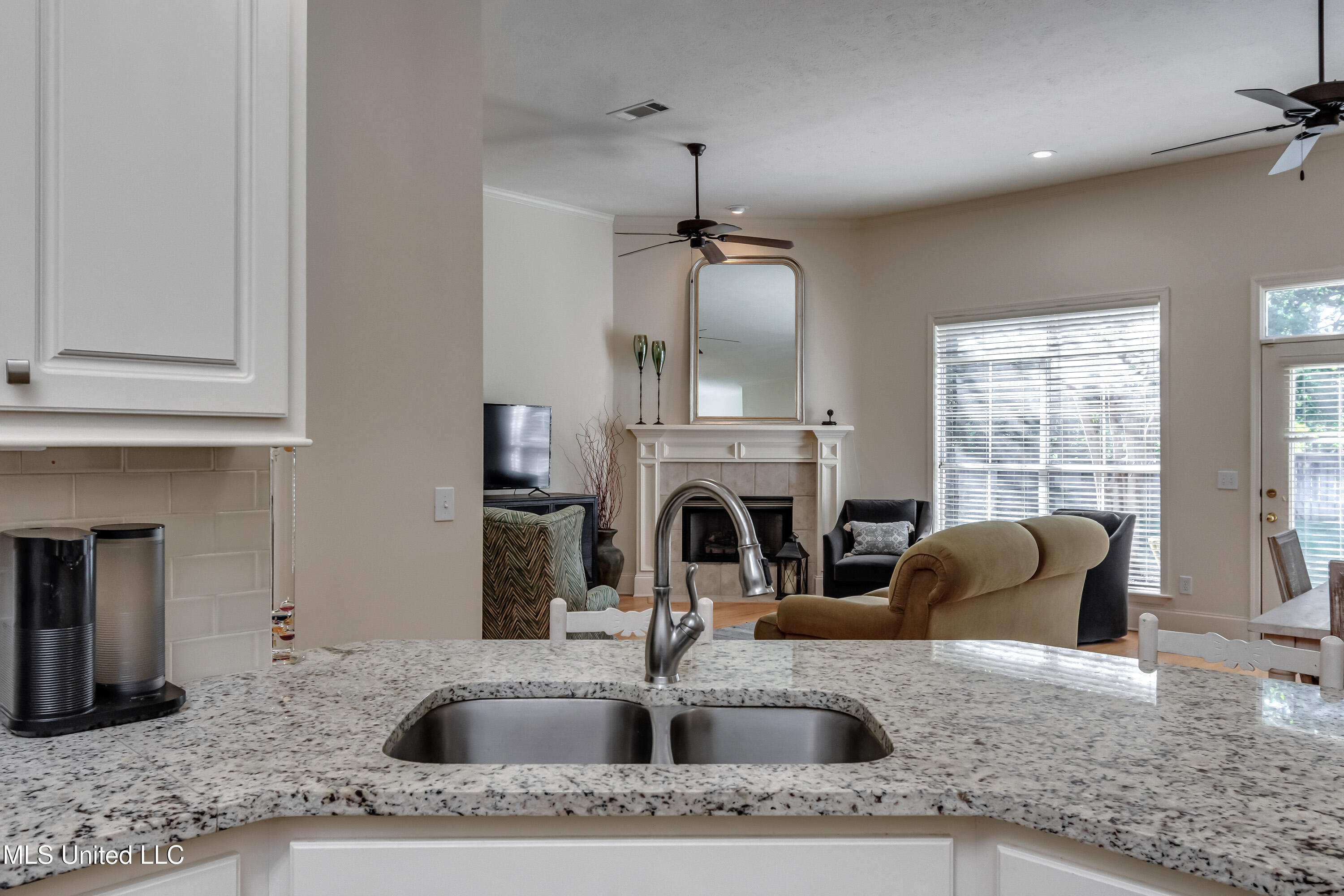 Ridgeland, Mississippi 39157, United States, 3 Bedrooms Bedrooms, ,2 BathroomsBathrooms,Residential,Active,237974