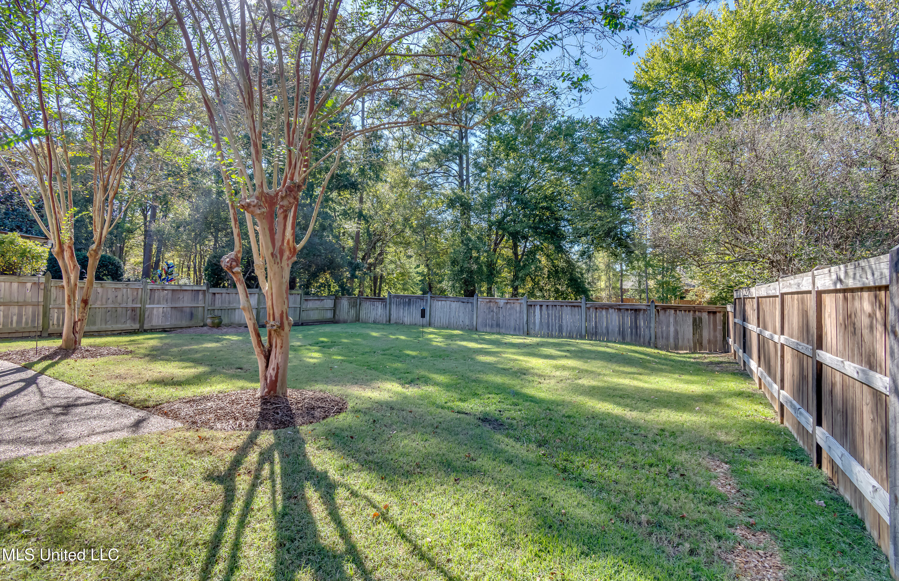 Ridgeland, Mississippi 39157, United States, 3 Bedrooms Bedrooms, ,2 BathroomsBathrooms,Residential,Active,237974