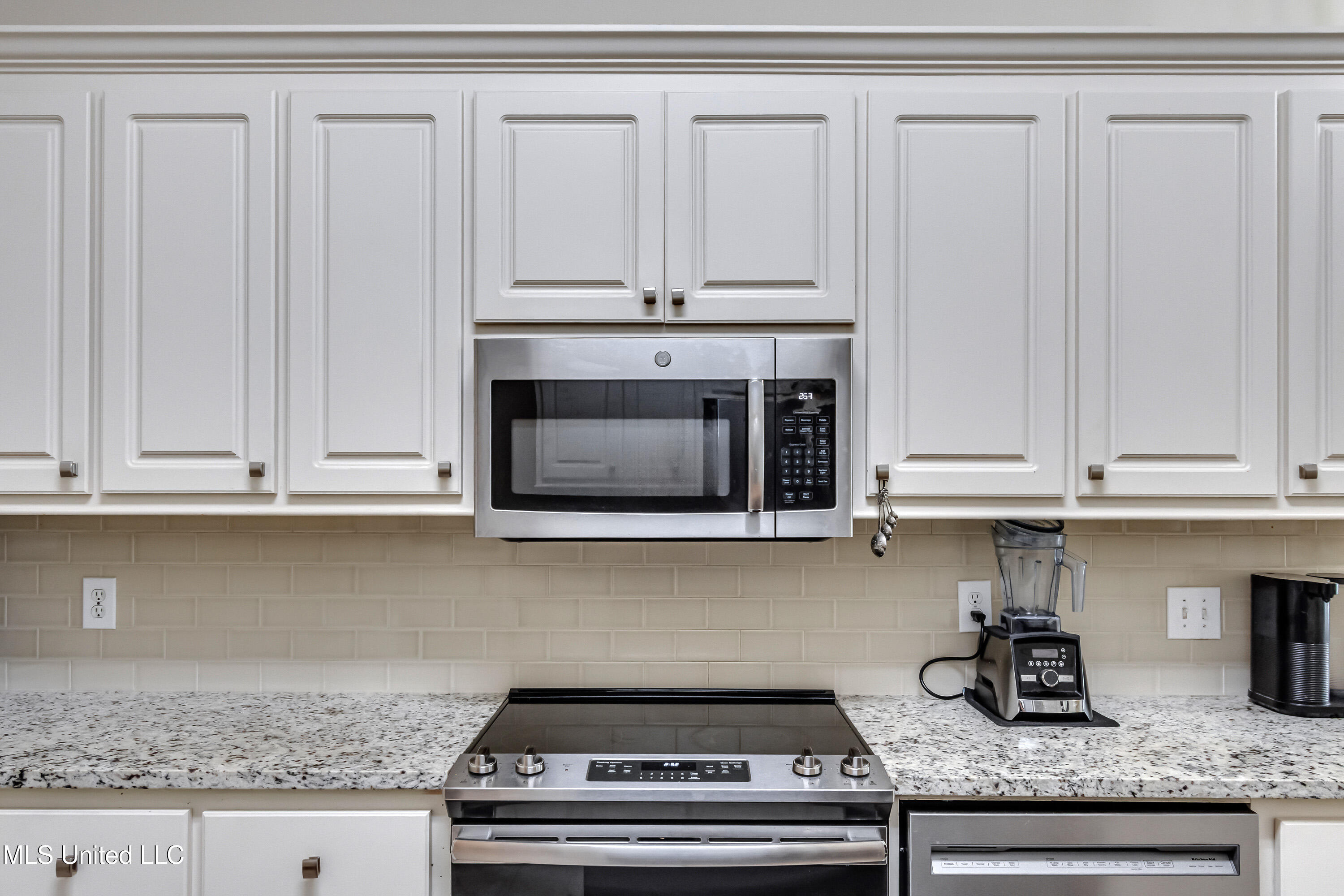 Ridgeland, Mississippi 39157, United States, 3 Bedrooms Bedrooms, ,2 BathroomsBathrooms,Residential,Active,237974