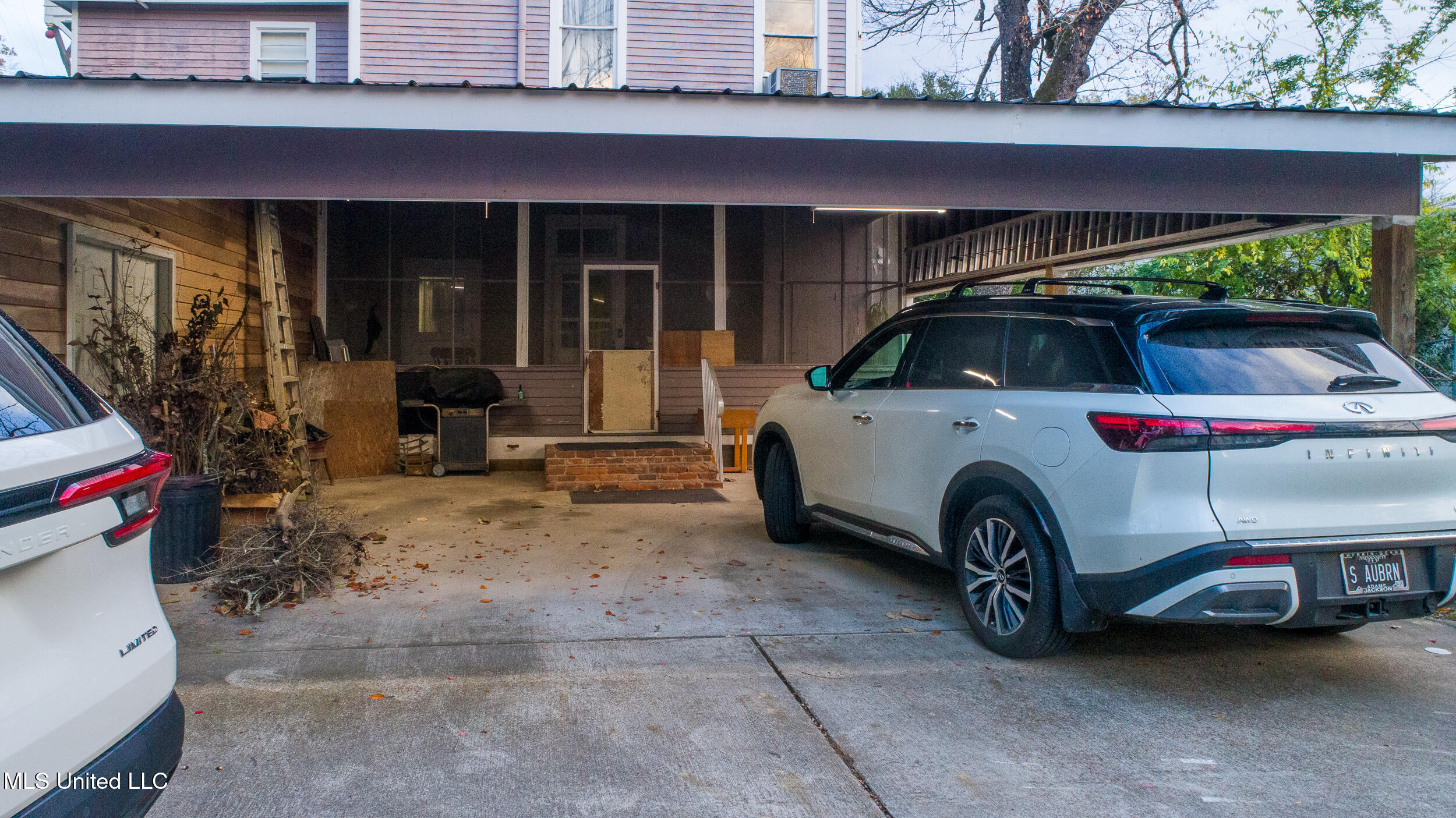 200 St. Charles Avenue, Natchez, Mississippi image 30