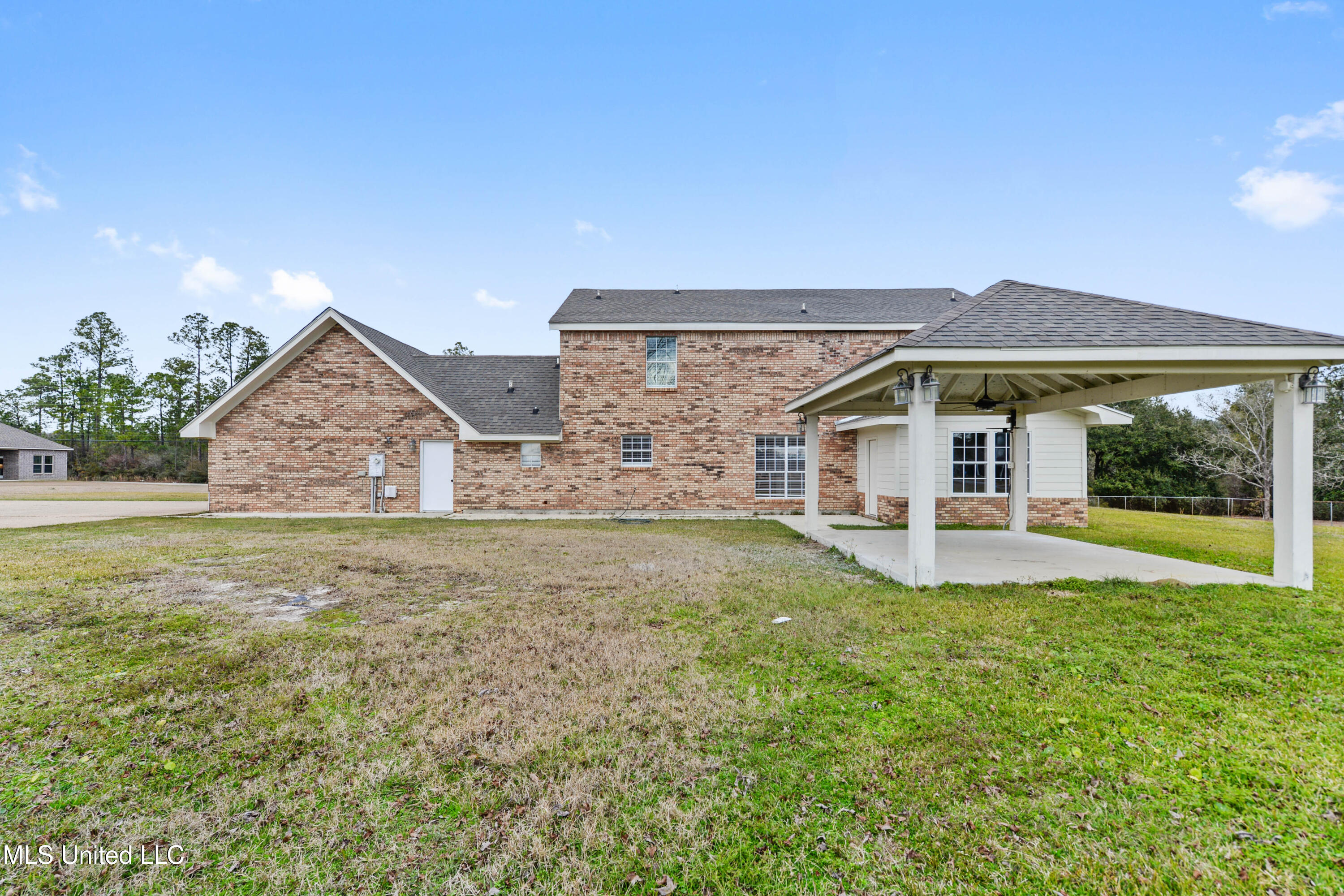 15201 S Swan Road, Gulfport, Mississippi image 23