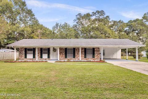 Homes For Sale - 1003 Union School Road<br/> Picayune, MS 39466