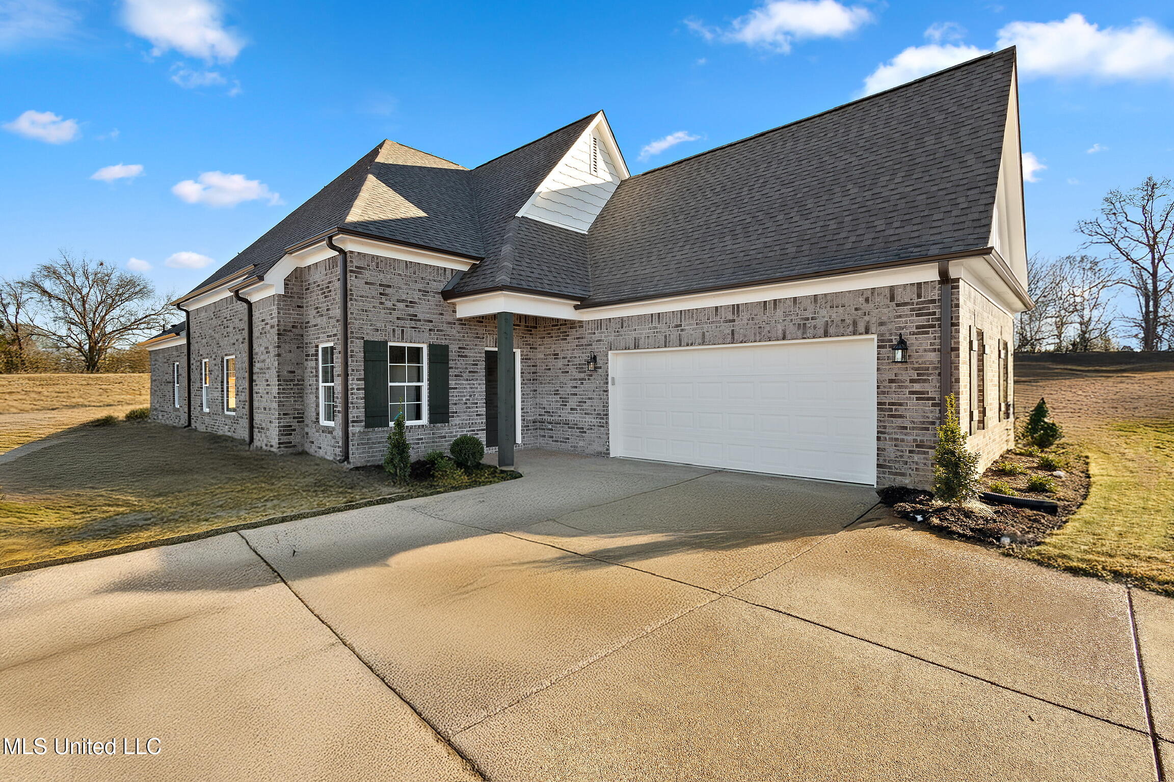 6312 Acorn Way, Walls, Mississippi image 4