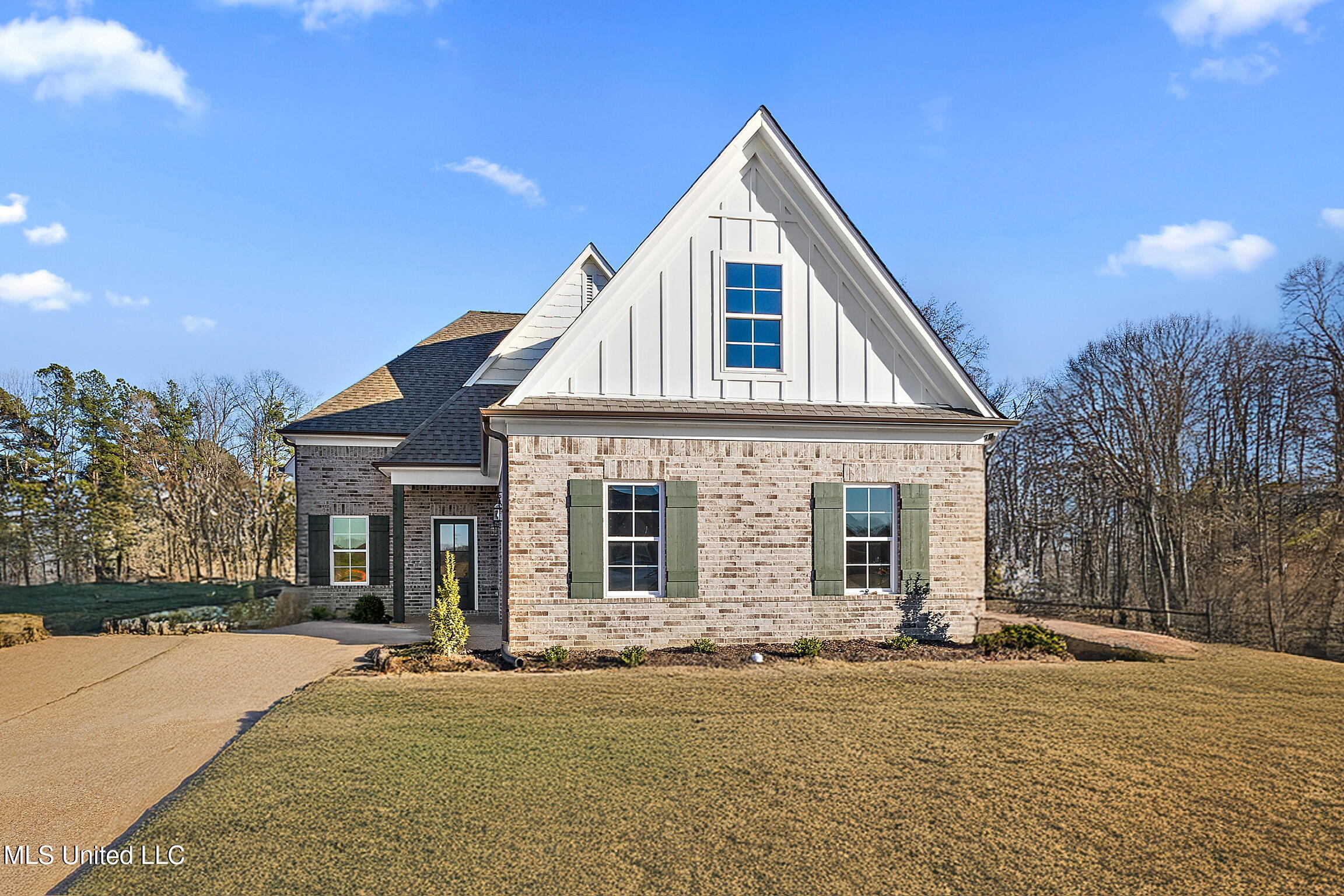 6312 Acorn Way, Walls, Mississippi image 2